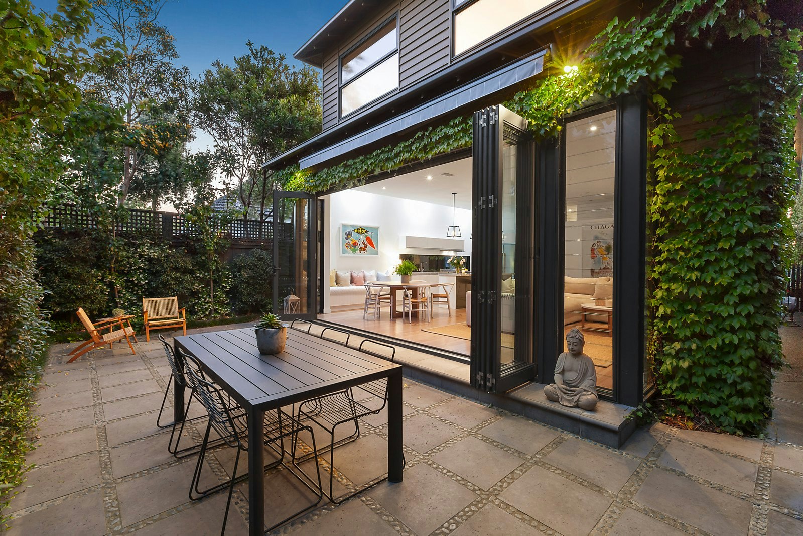 12 Ashleigh Road, Armadale, VIC