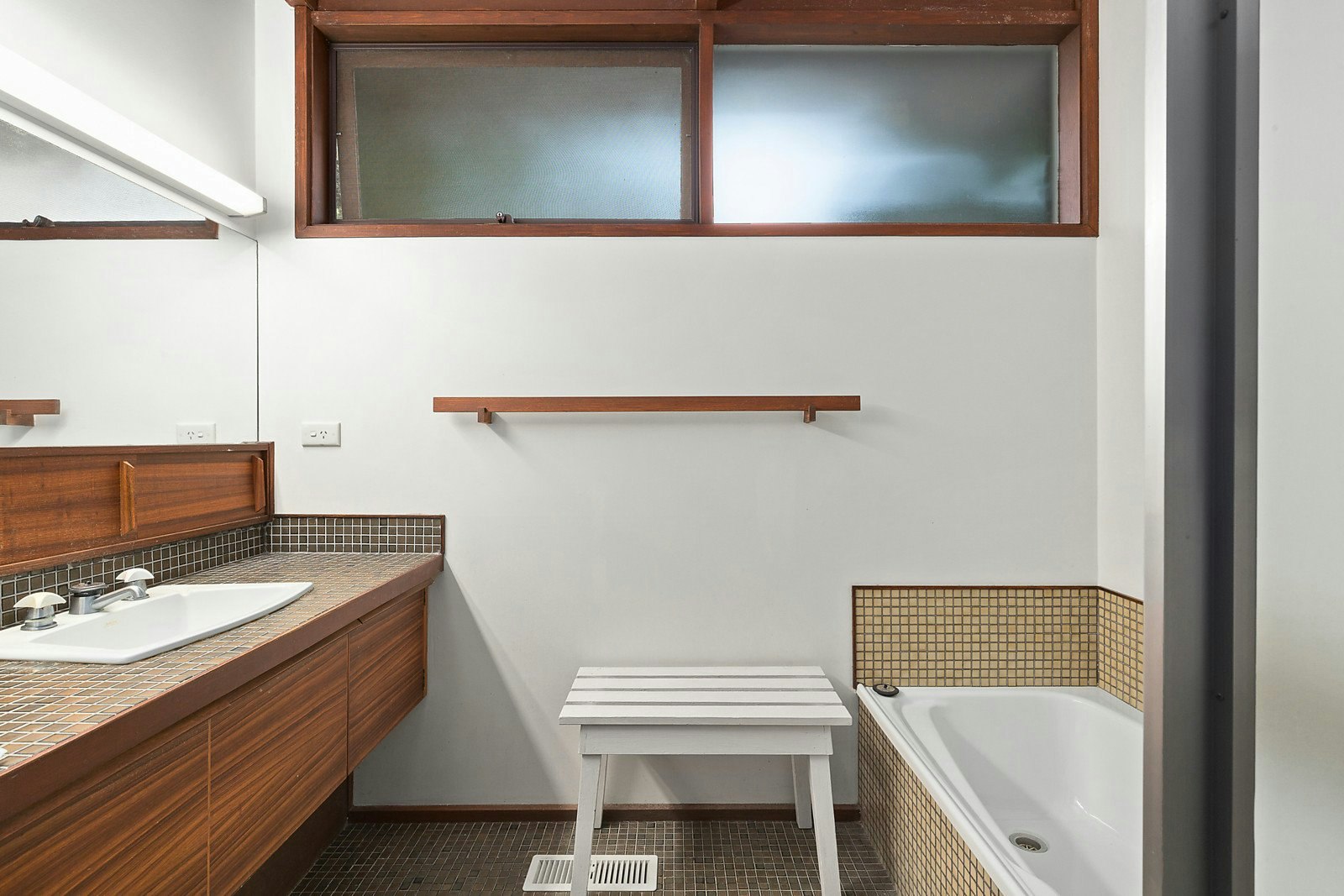 10A Locksley Avenue, Kew, VIC