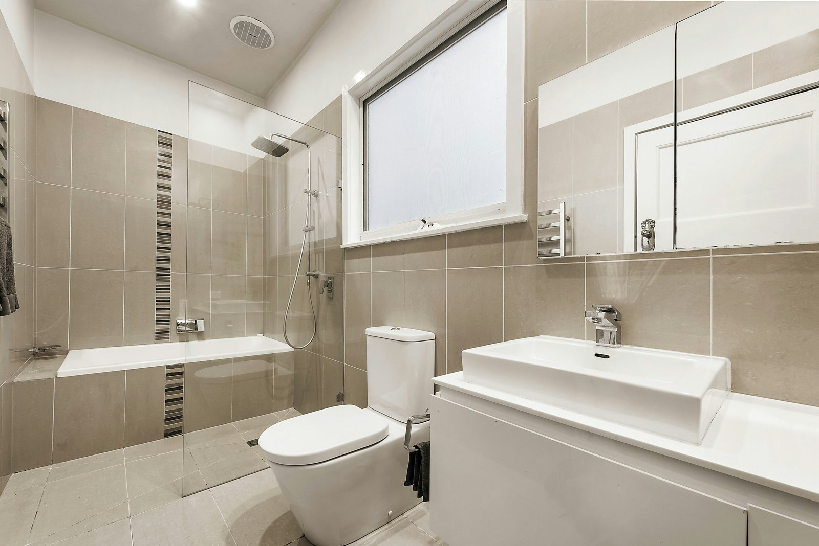 20 Belford Avenue, Kew East, VIC