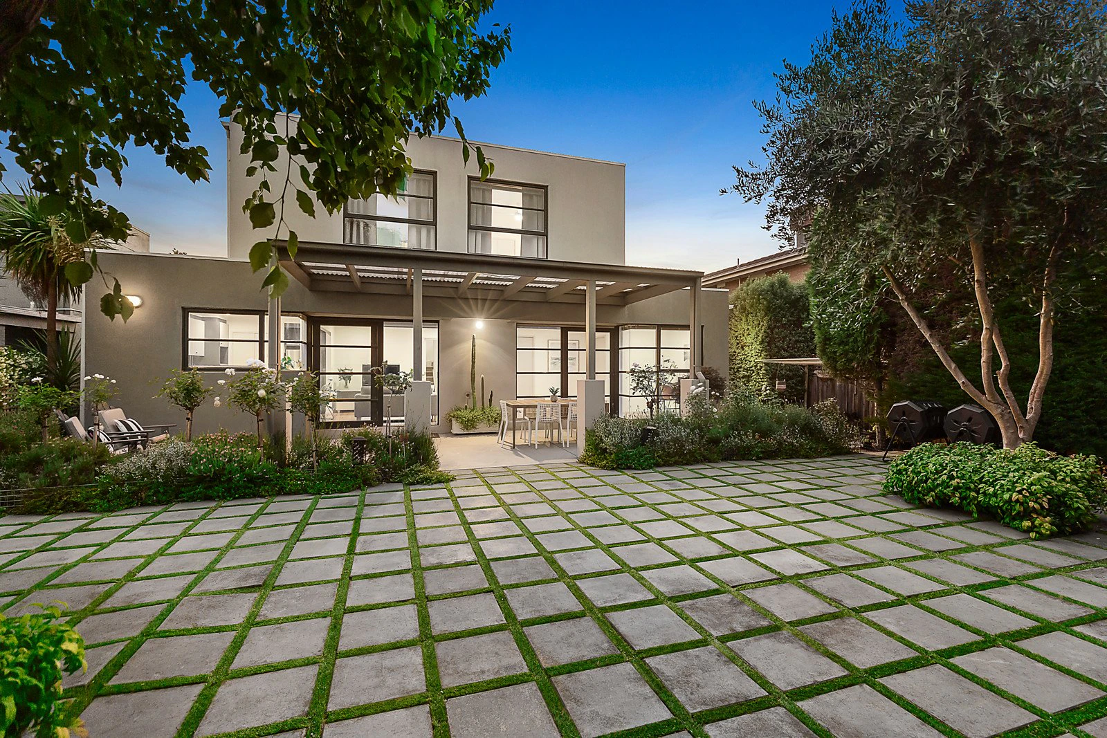 15 Parkview Crescent, Hampton East, VIC