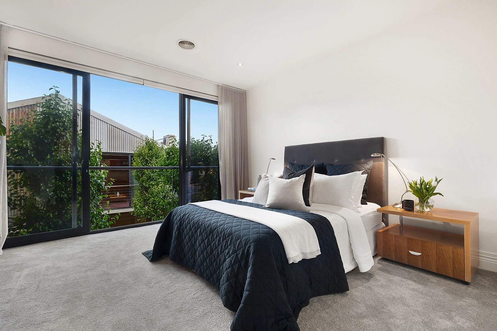 55 Victoria Avenue, Albert Park, VIC