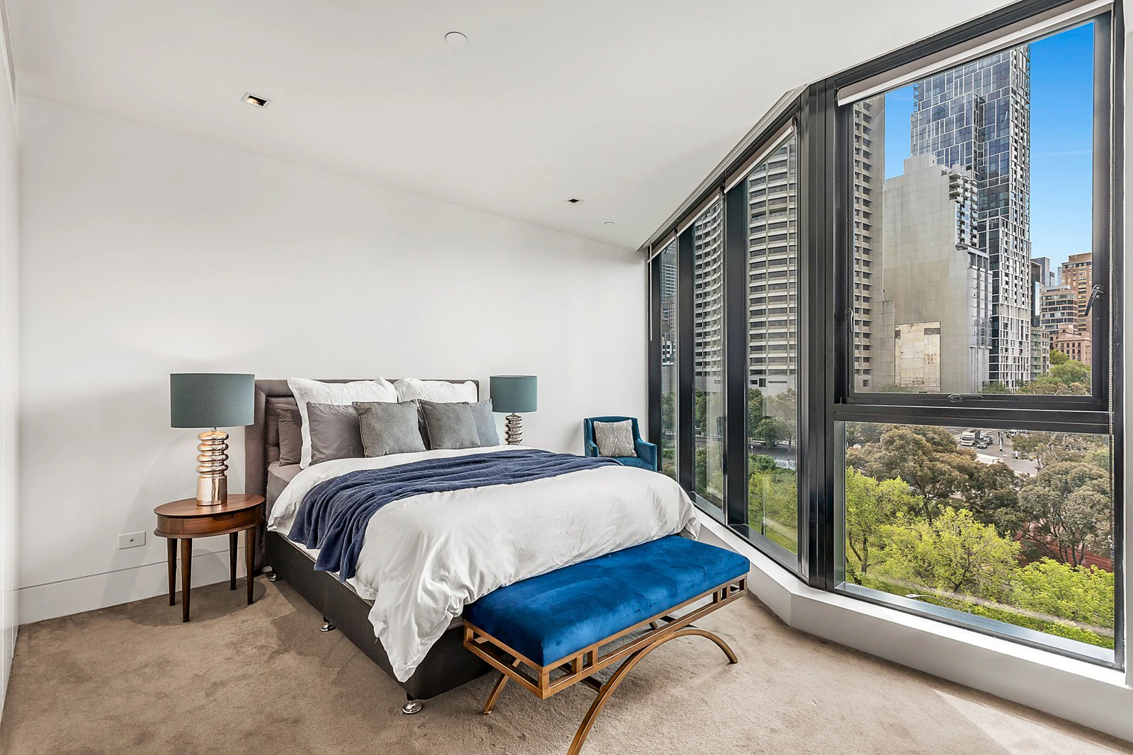 902/279 Wellington Parade South, East Melbourne, VIC