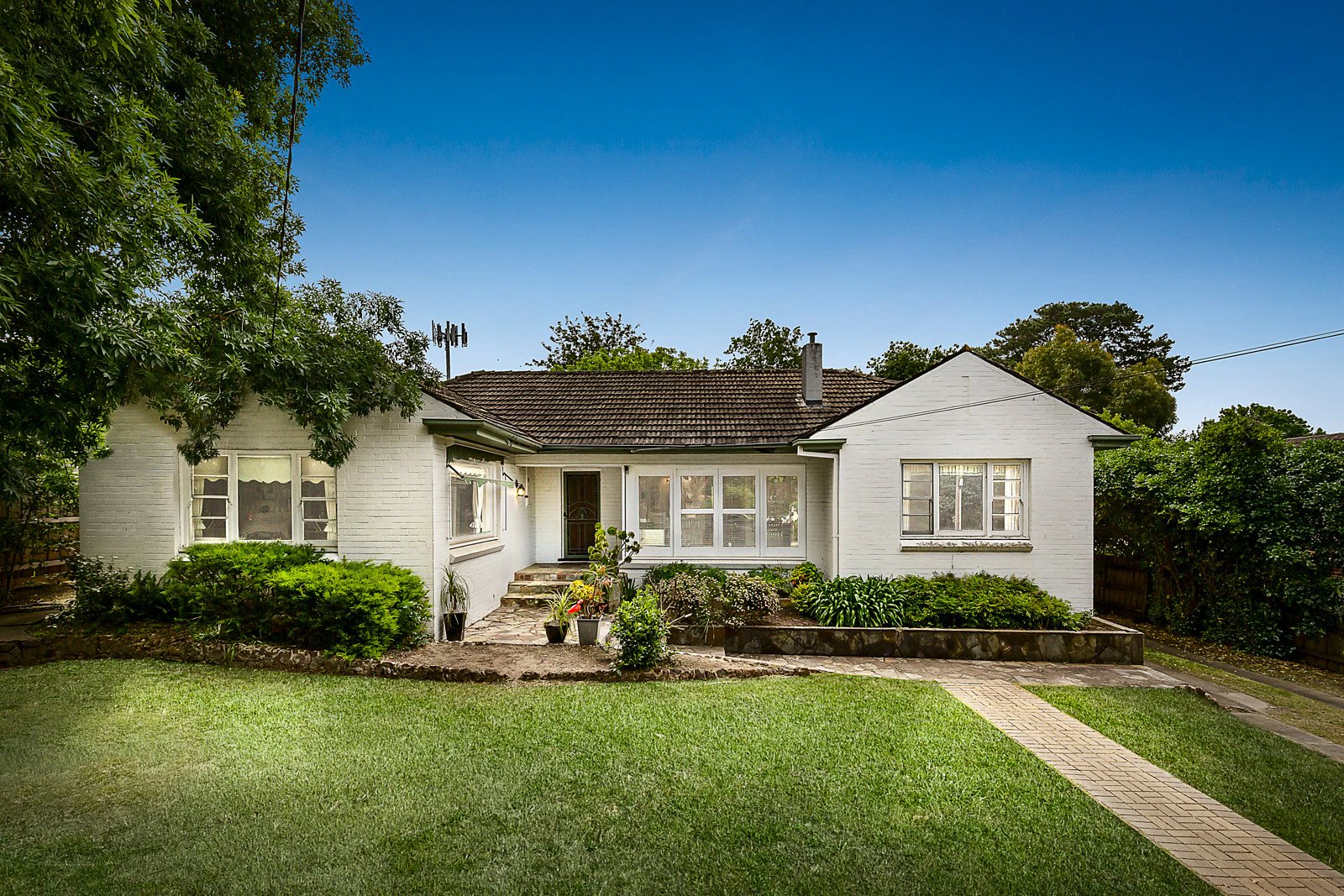 32 Relowe Crescent, Balwyn, VIC