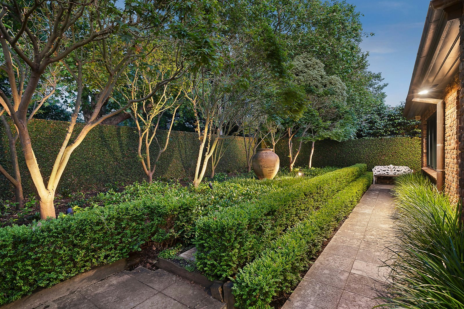 25 Fellows Street, Kew, VIC