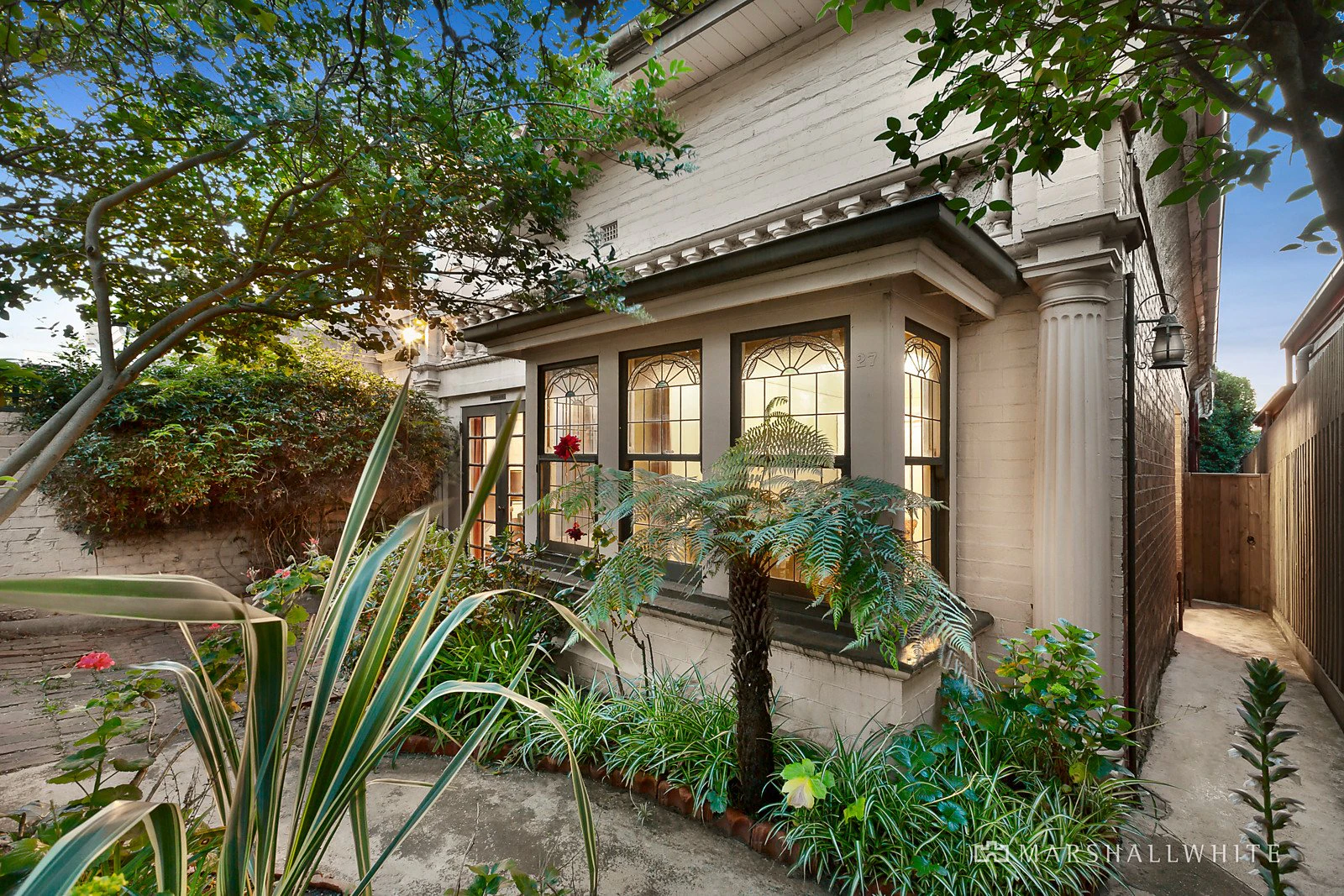 27 Mathoura Road, Toorak, VIC
