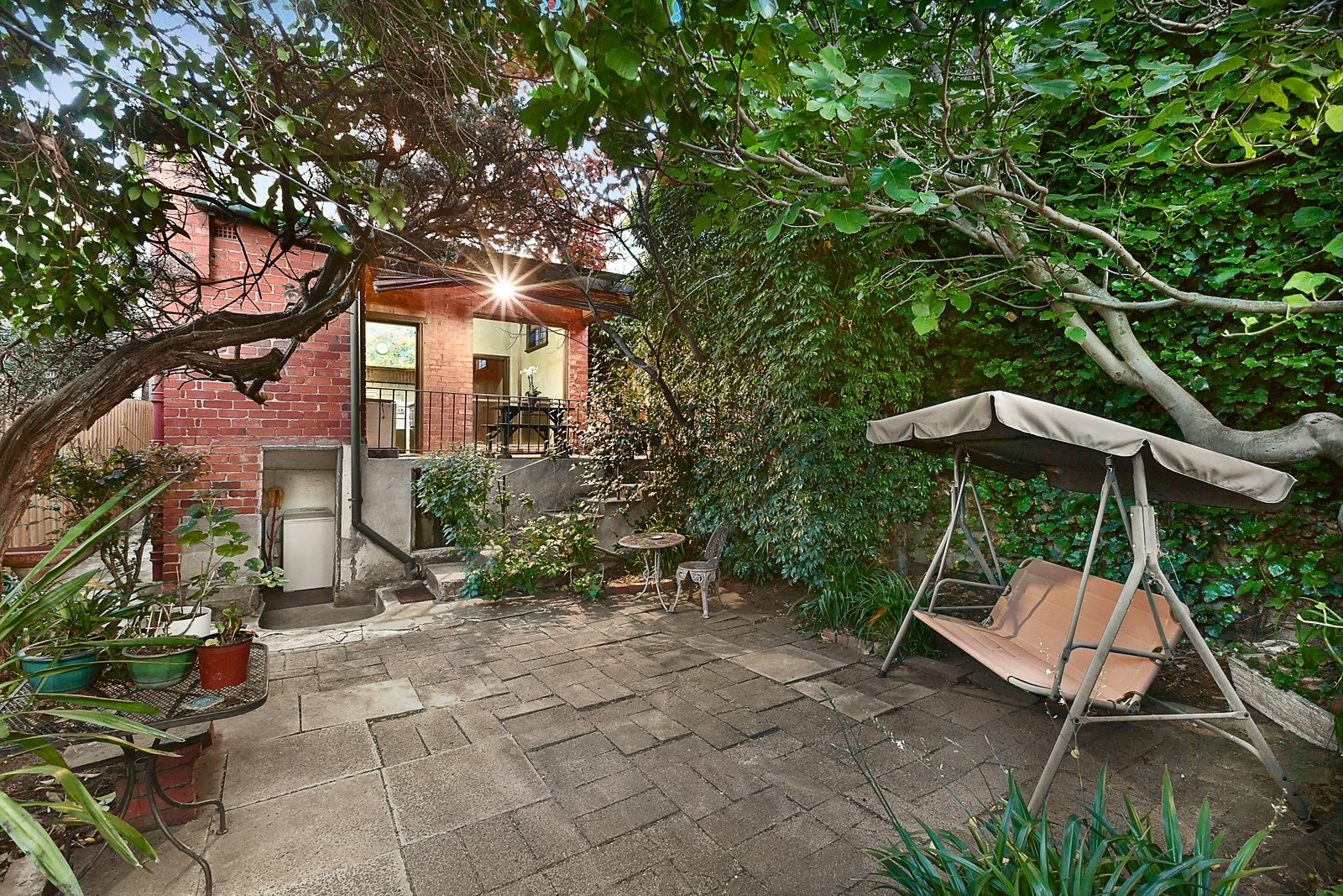 27 Mathoura Road, Toorak, VIC