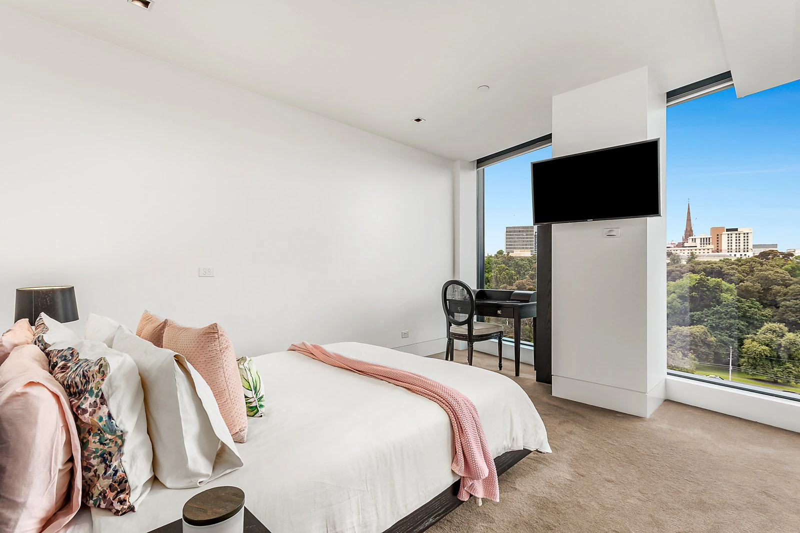 902/279 Wellington Parade South, East Melbourne, VIC