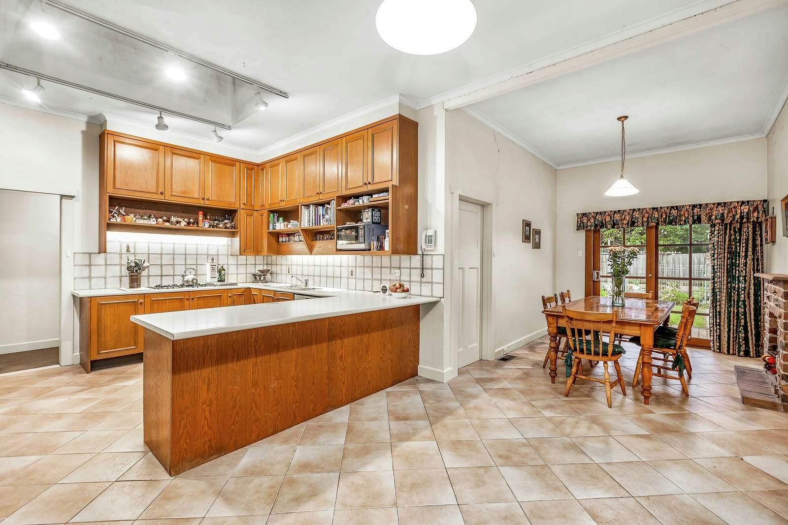 14 Marshall Avenue, Kew, VIC