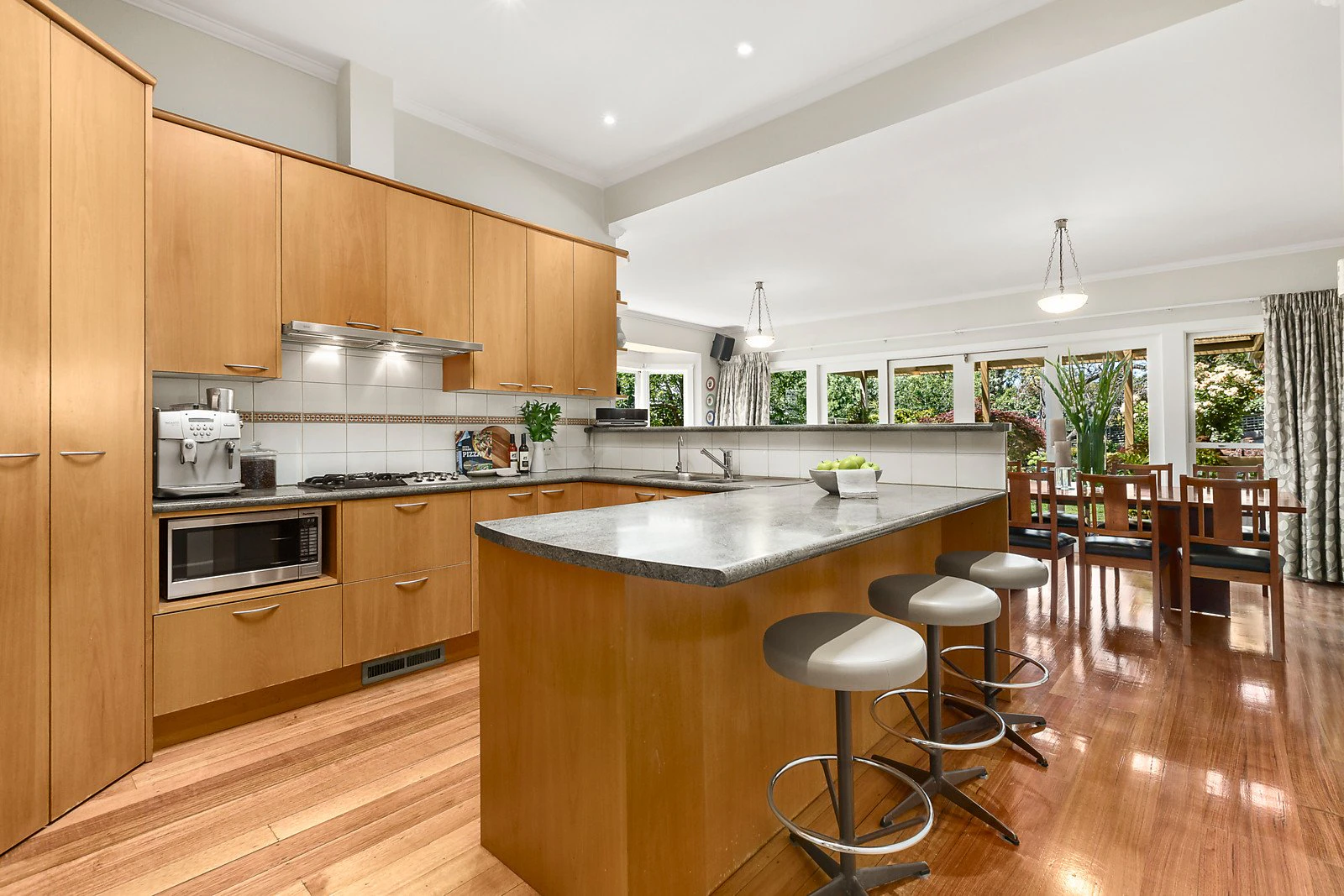 72 Millewa Avenue, Malvern East, VIC