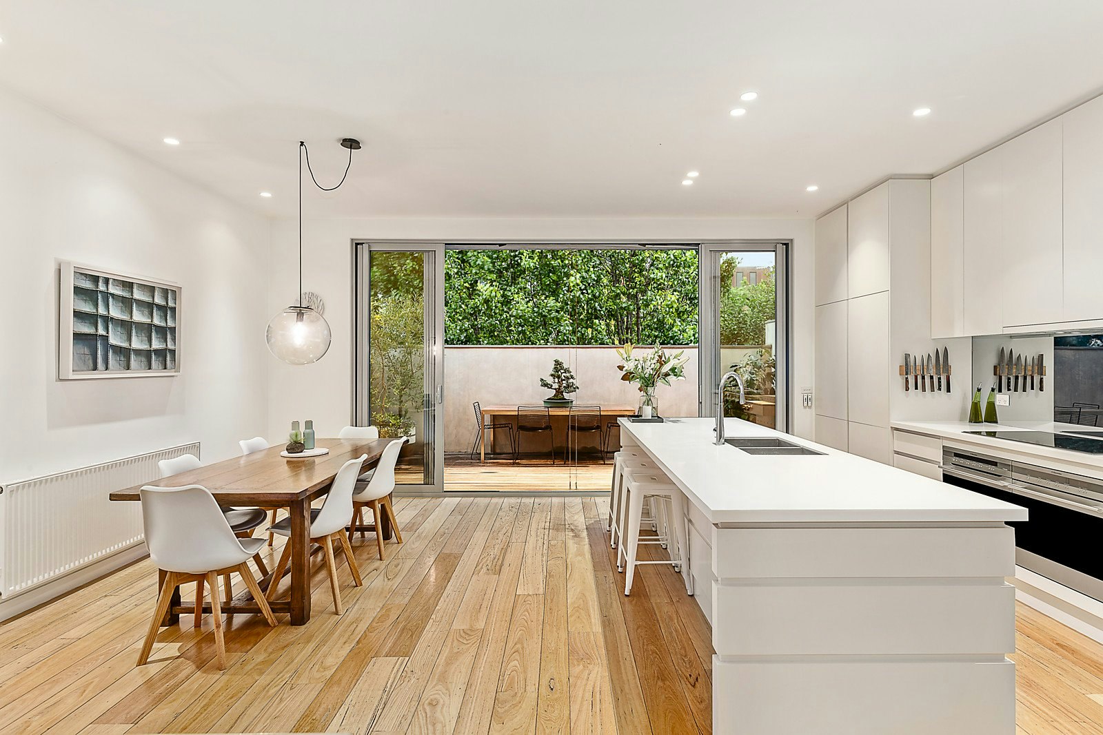 6 Allans Place, Richmond, VIC