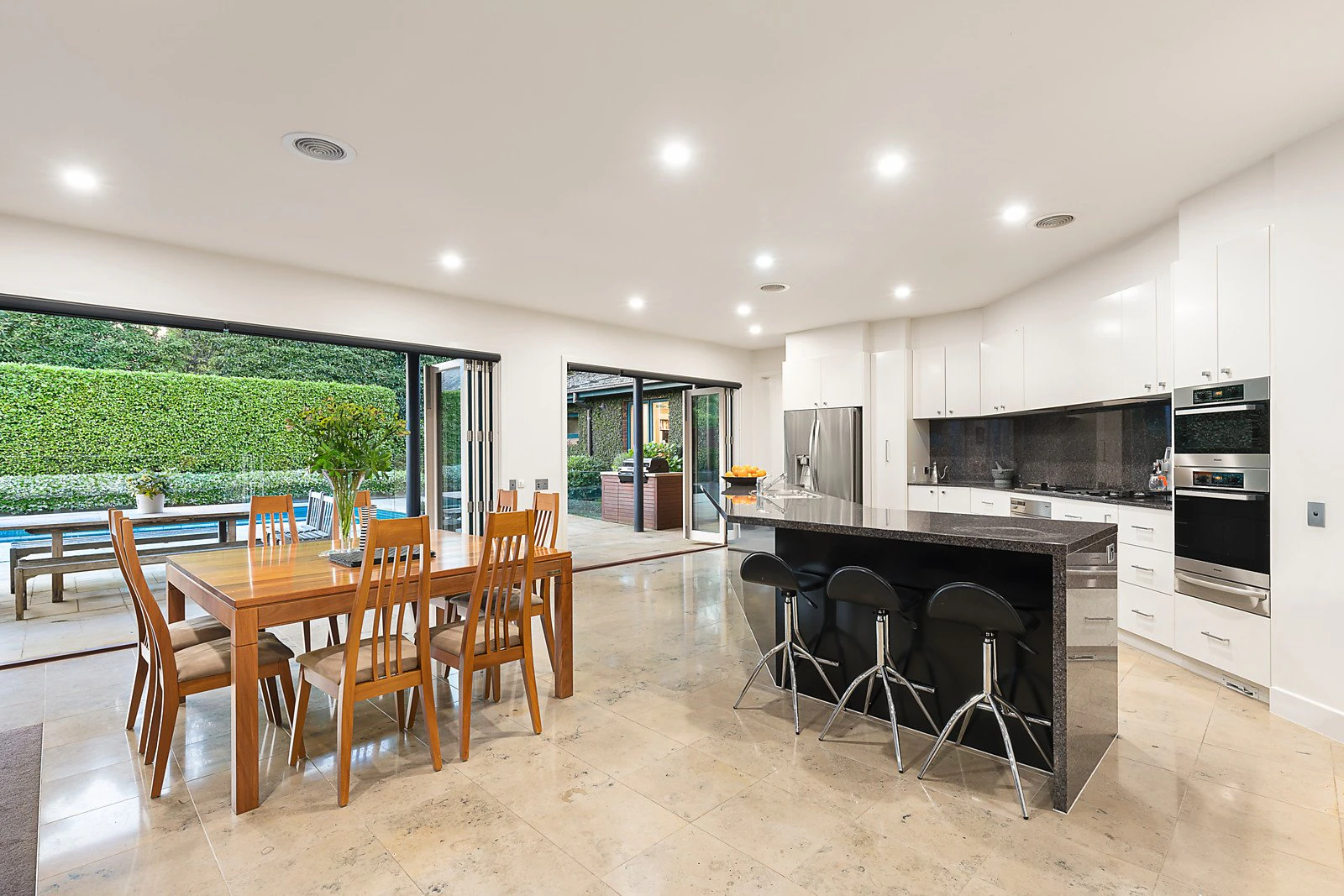25 Fellows Street, Kew, VIC