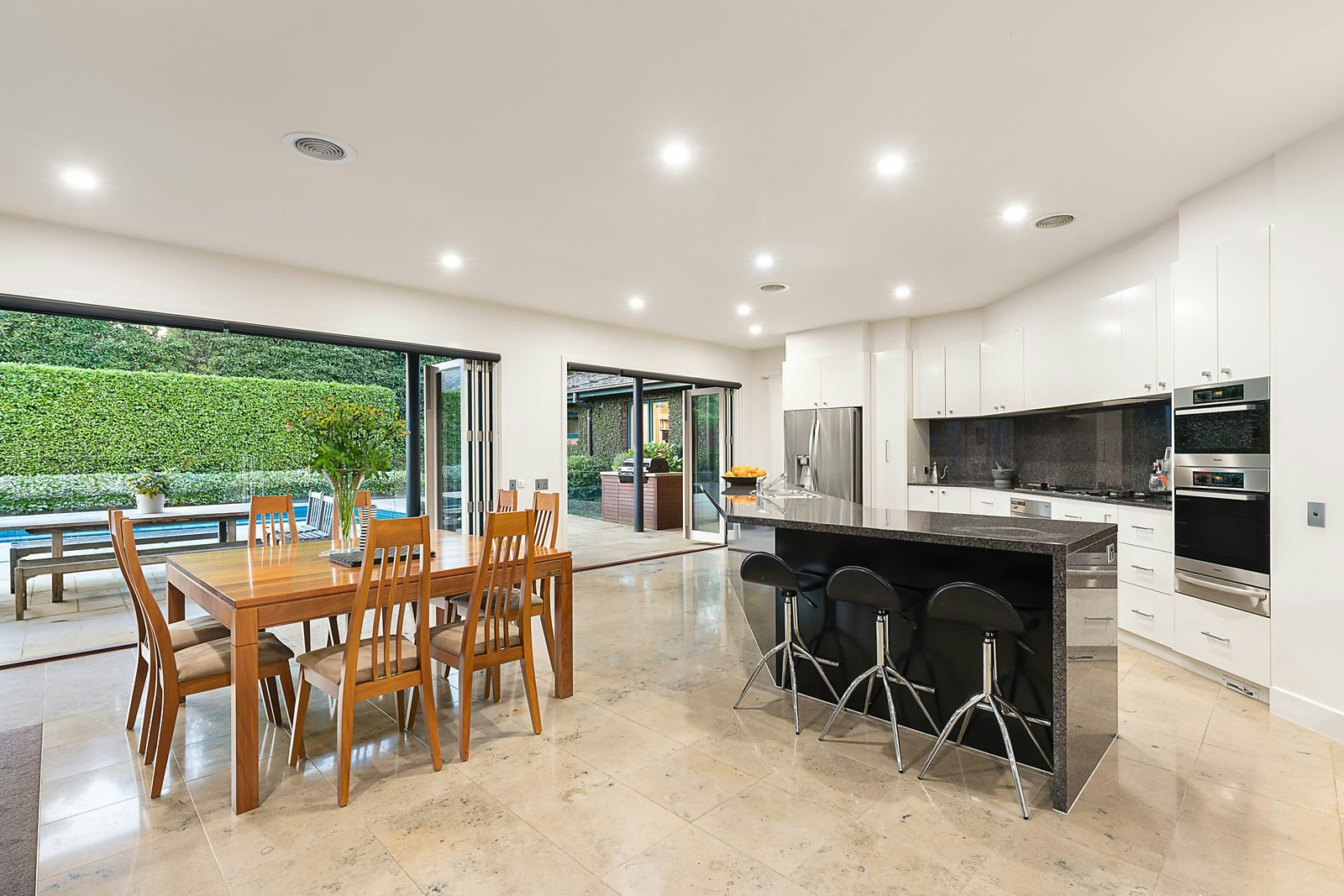 25 Fellows Street, Kew, VIC