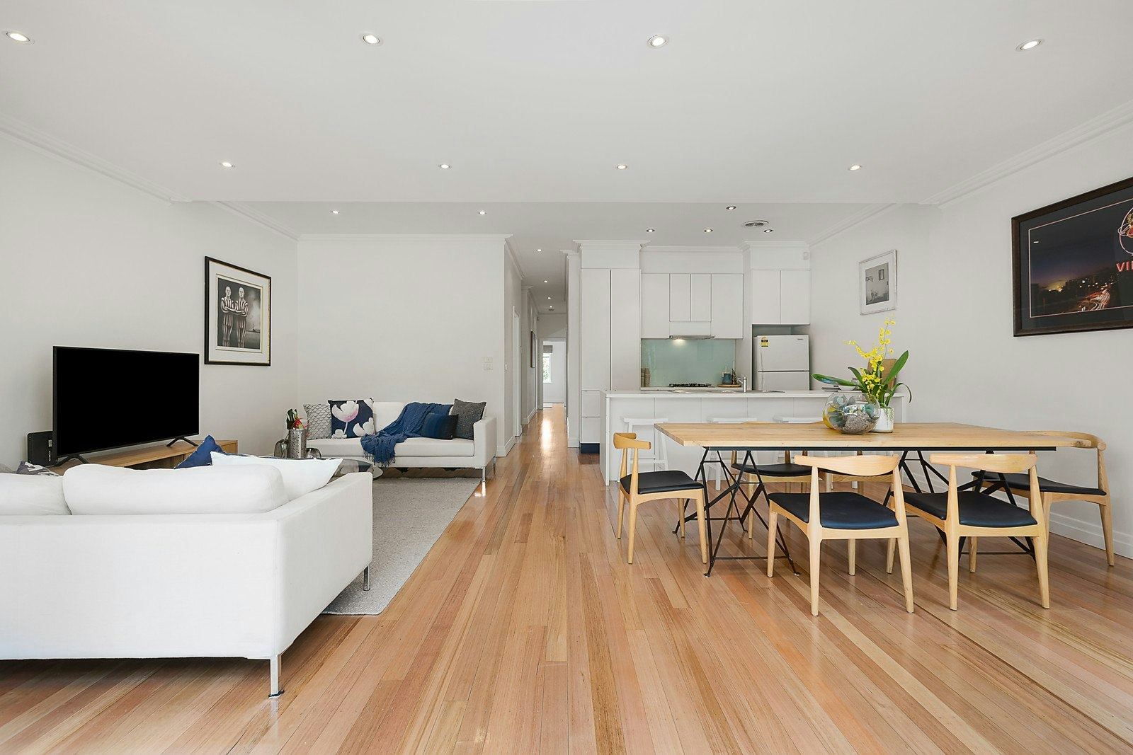 7 Woodlands Avenue, Kew East, VIC