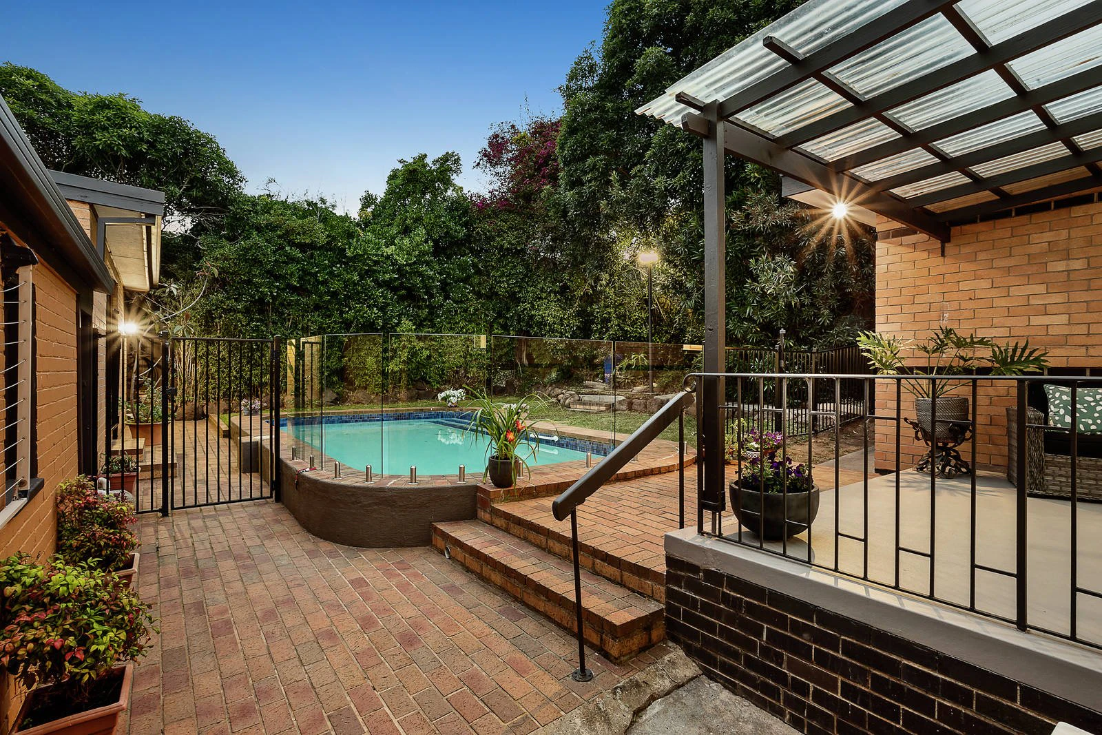 20 Birdwood Street, Kew East, VIC