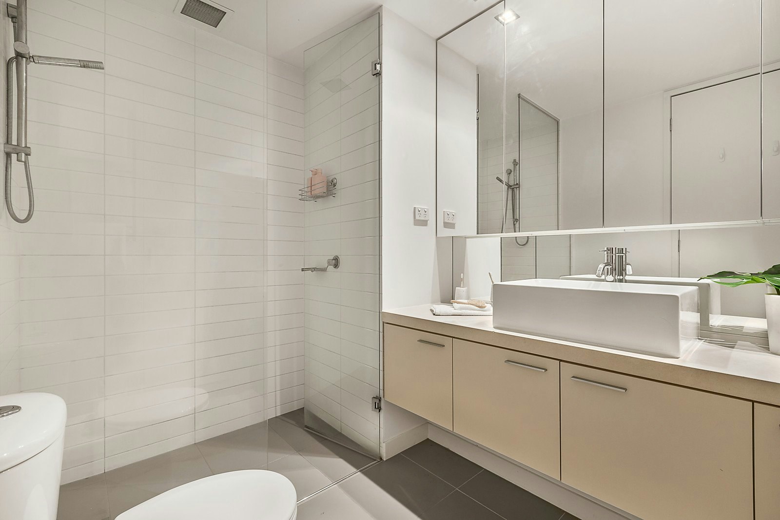 17/5 Warner Street, Malvern, VIC