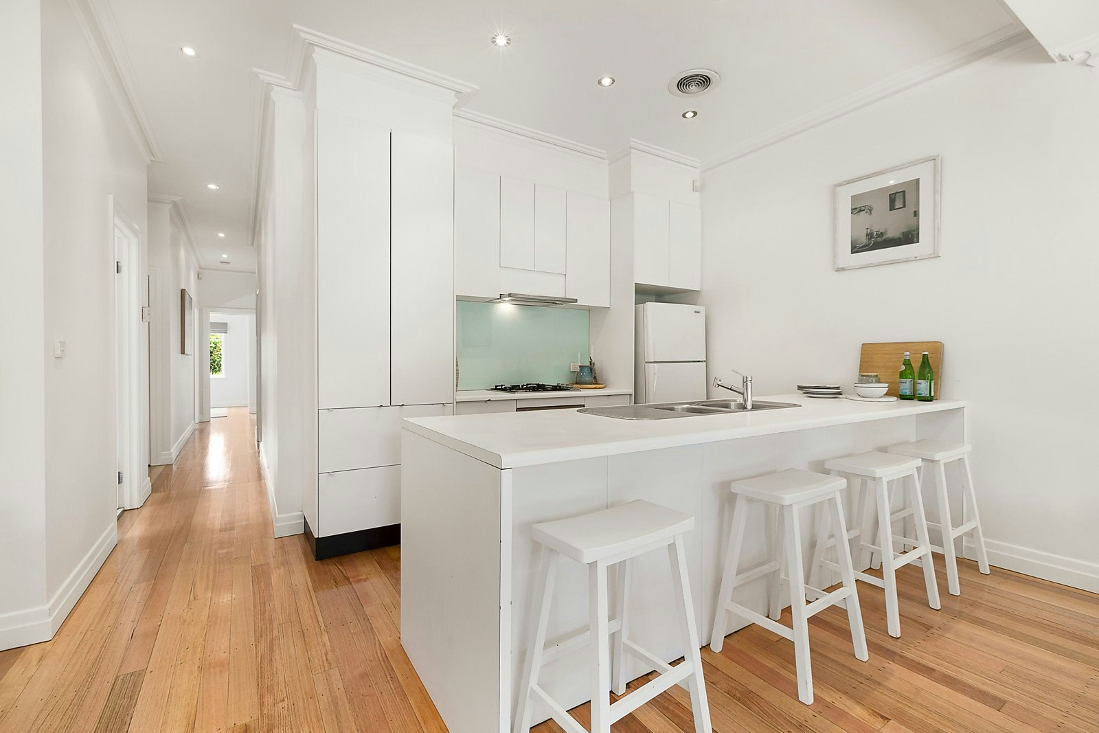 7 Woodlands Avenue, Kew East, VIC