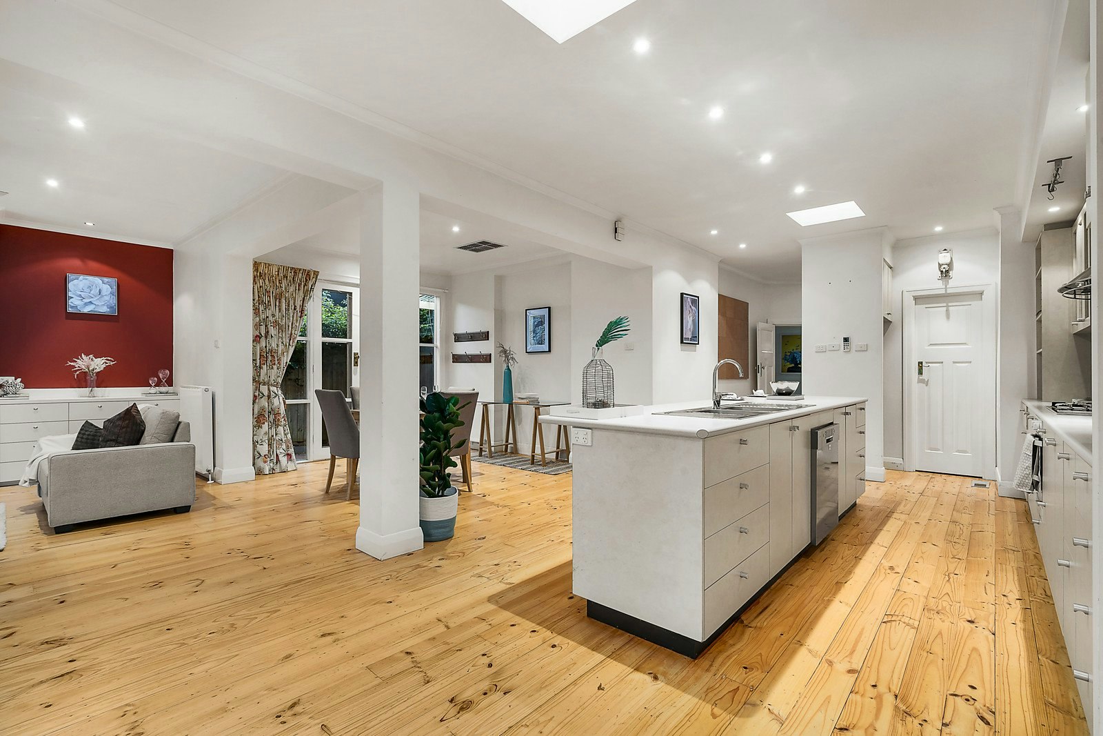 11 Beaconsfield Road, Hawthorn East, VIC