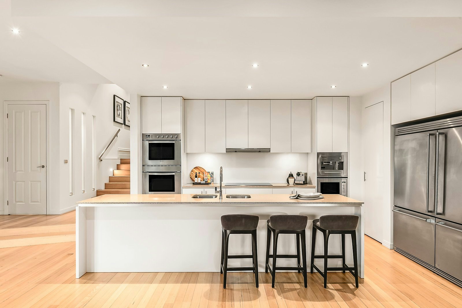 15 Margaret Street, Canterbury, VIC