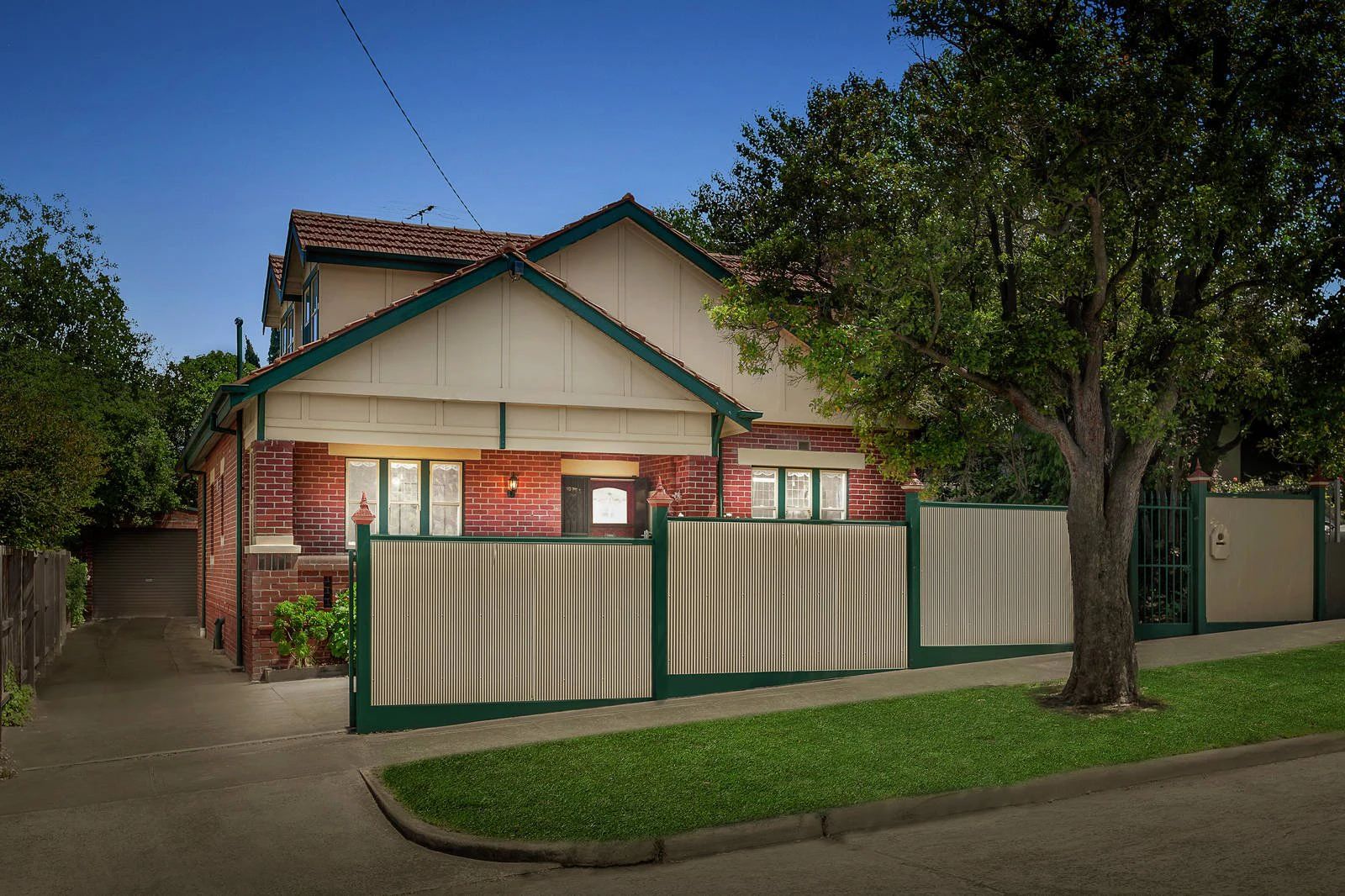 6 Hassett Avenue, Canterbury, VIC