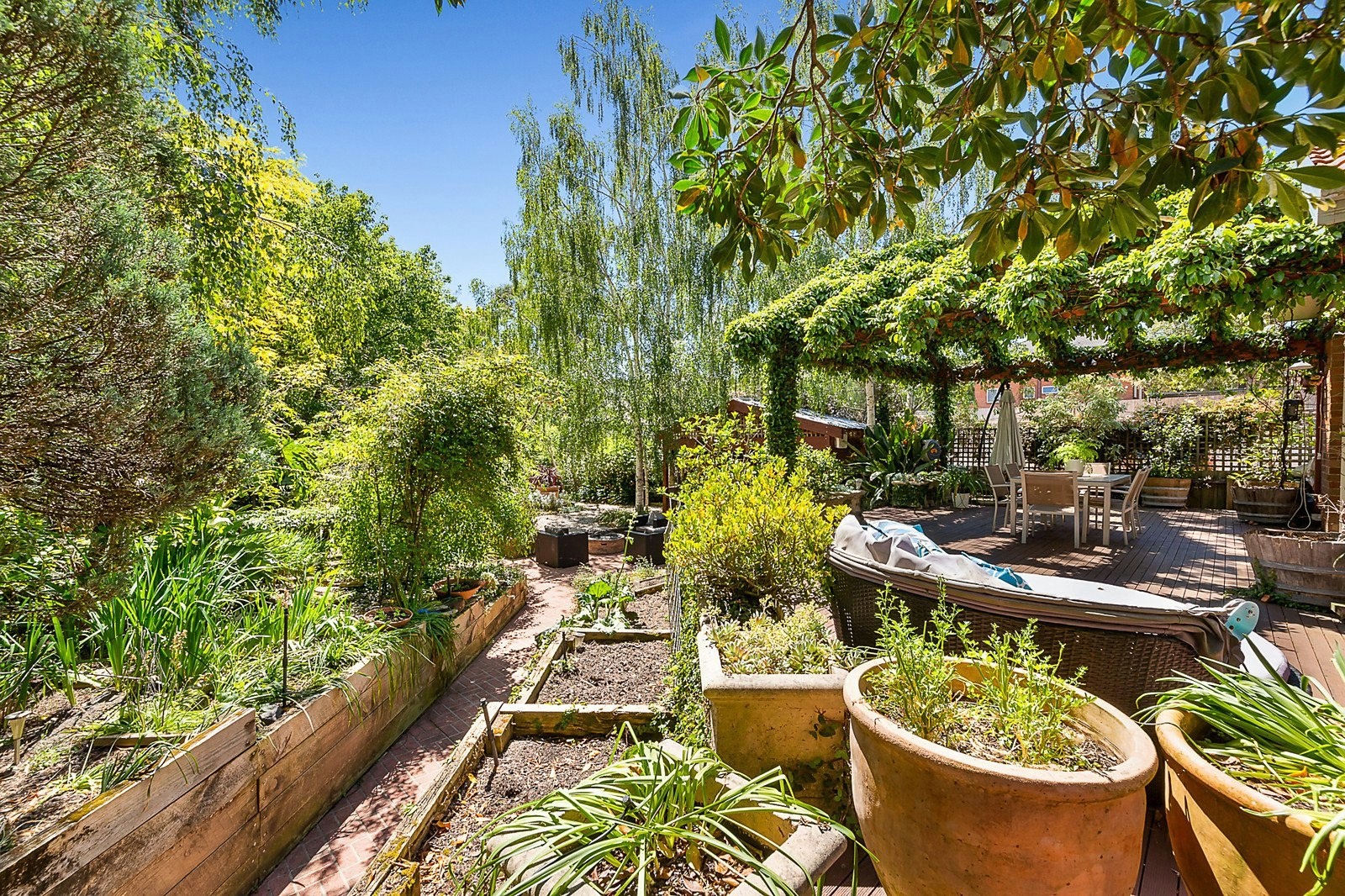 827 High Street, Kew East, VIC