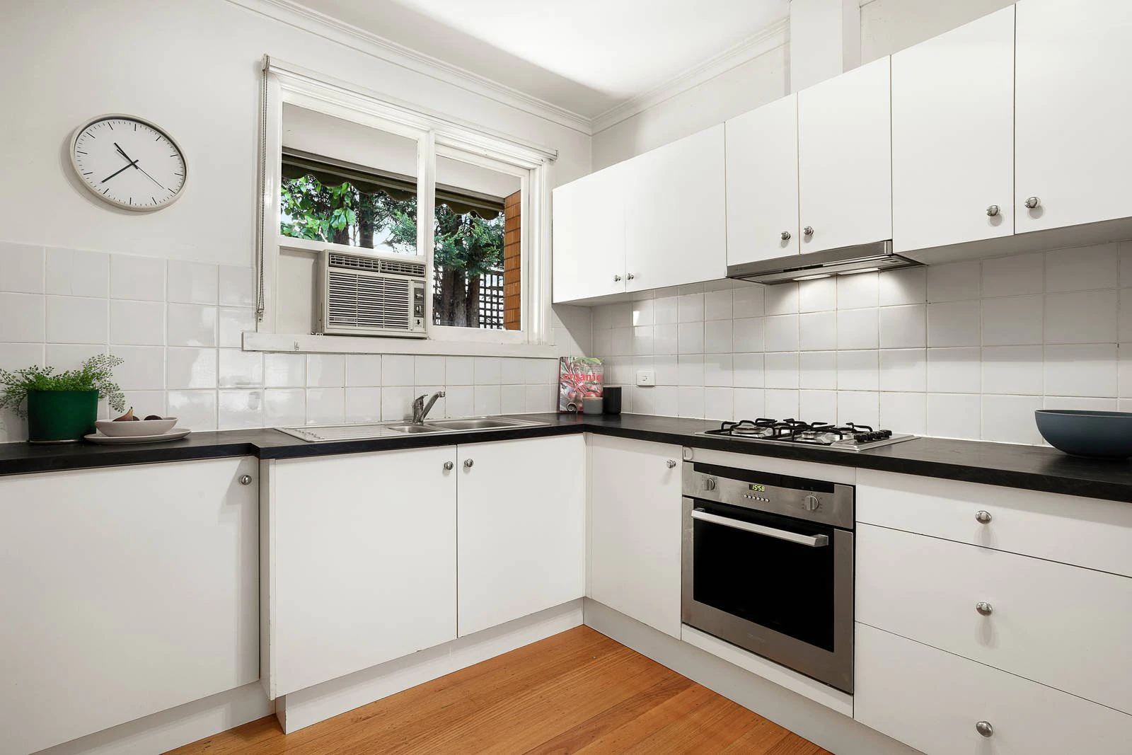 6/20 Male Street, Brighton, VIC