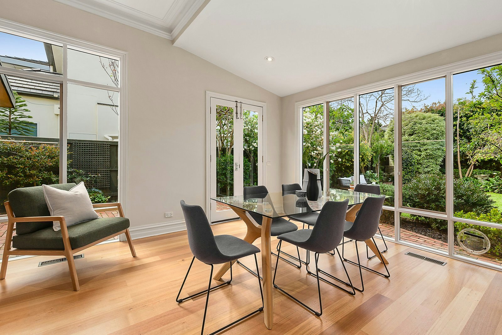 63 Bay Street, Brighton, VIC