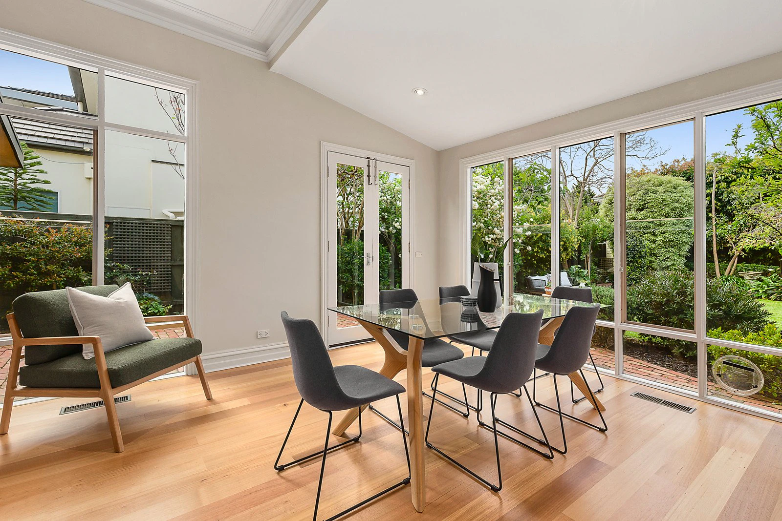 63 Bay Street, Brighton, VIC