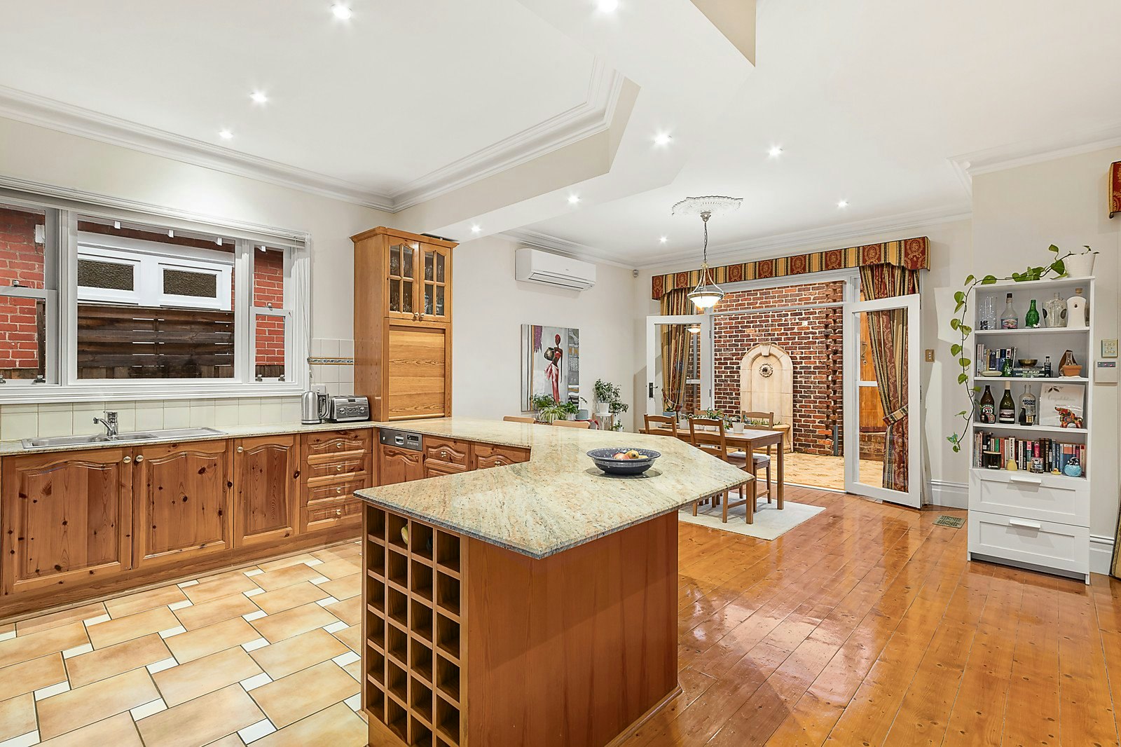 43 Auburn Parade, Hawthorn East, VIC