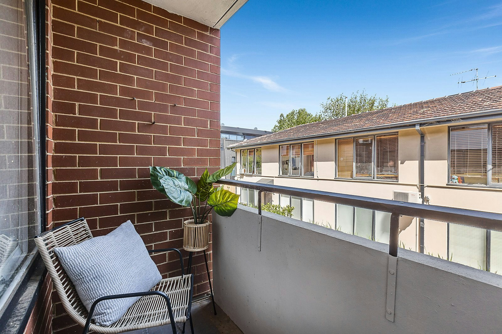 2/49 Ruskin Street, Elwood, VIC