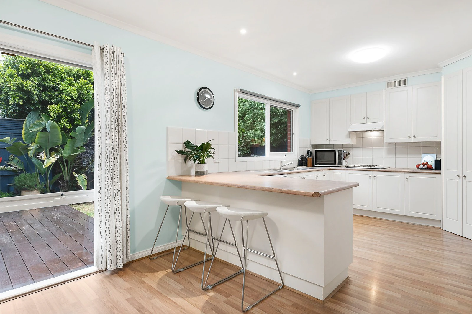 2/70 Raynes Park Road, Hampton, VIC