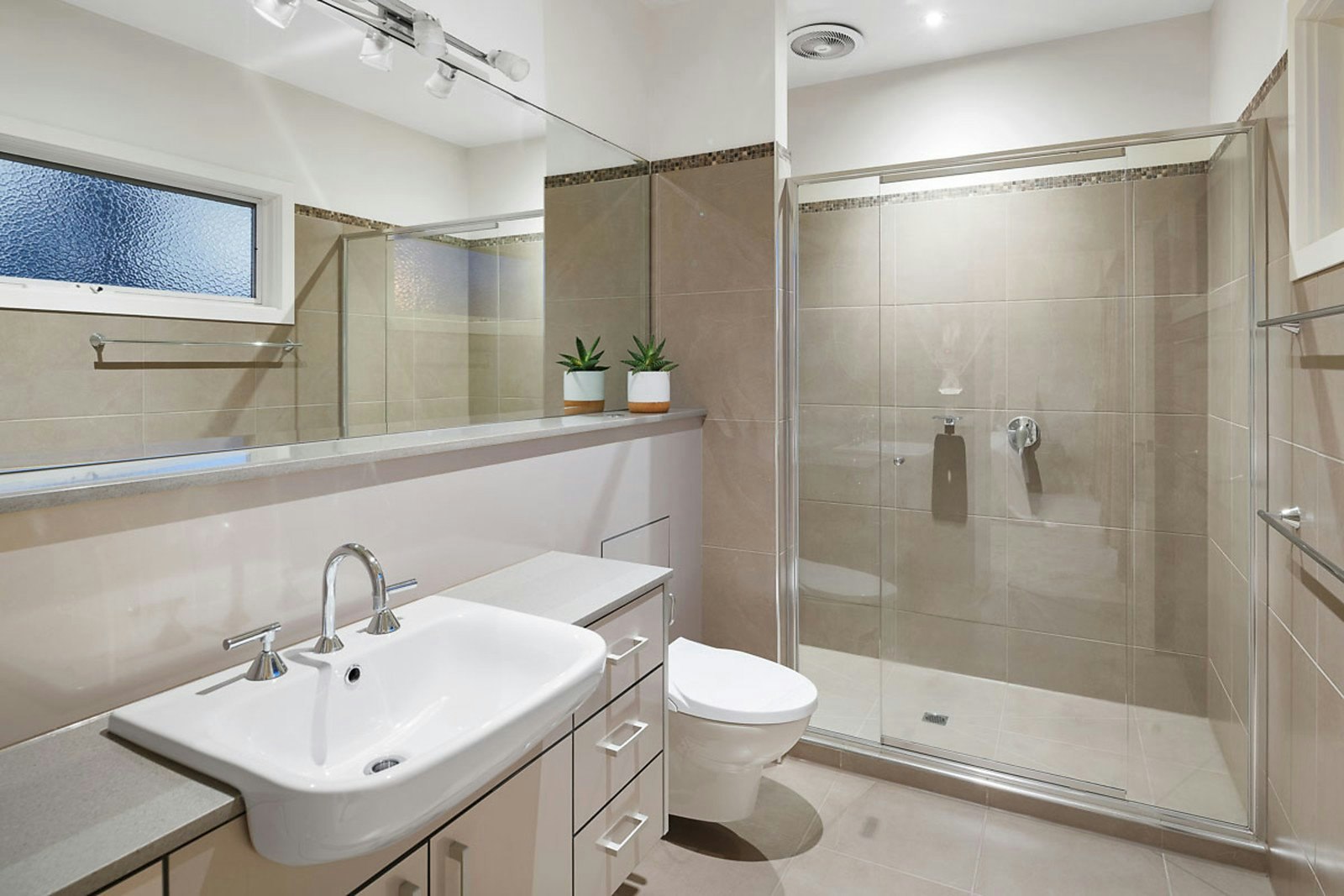 268 Dendy Street, Brighton East, VIC