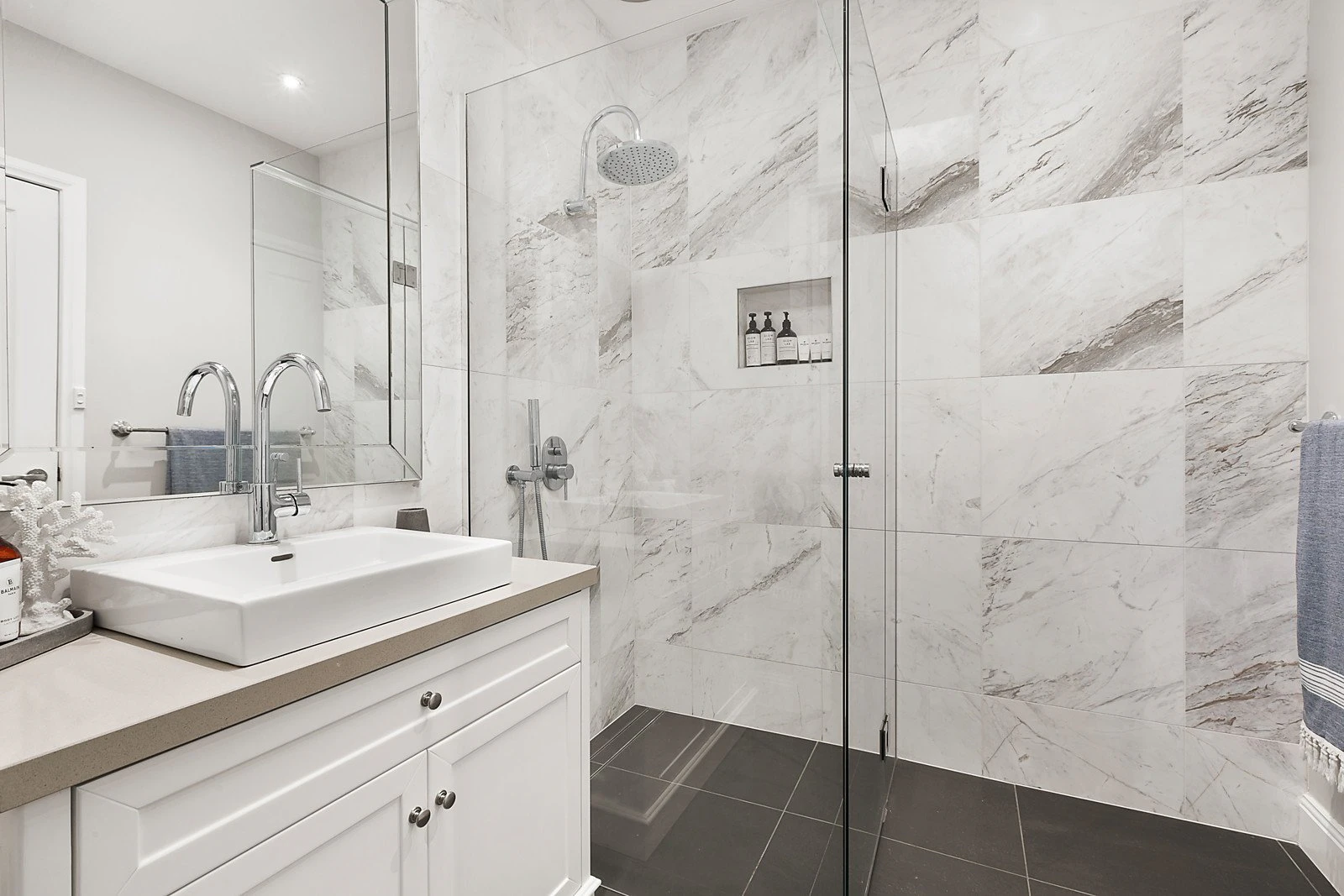 24 Repton Road, Malvern East, VIC