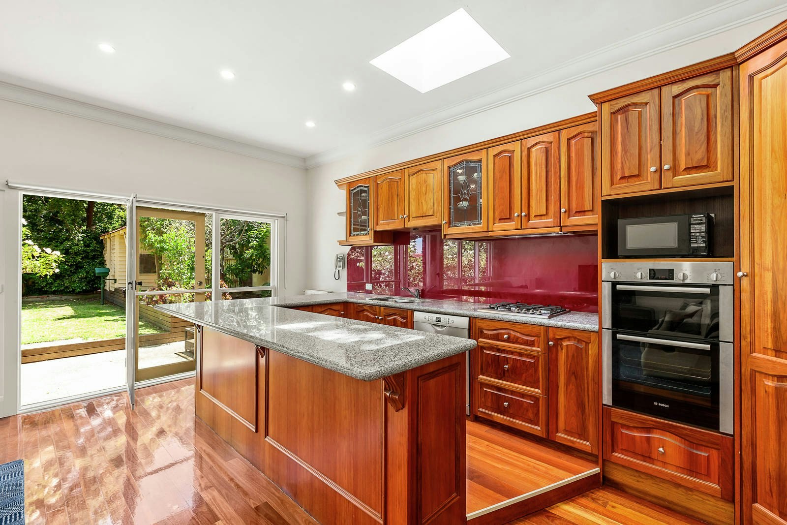 6 Hassett Avenue, Canterbury, VIC