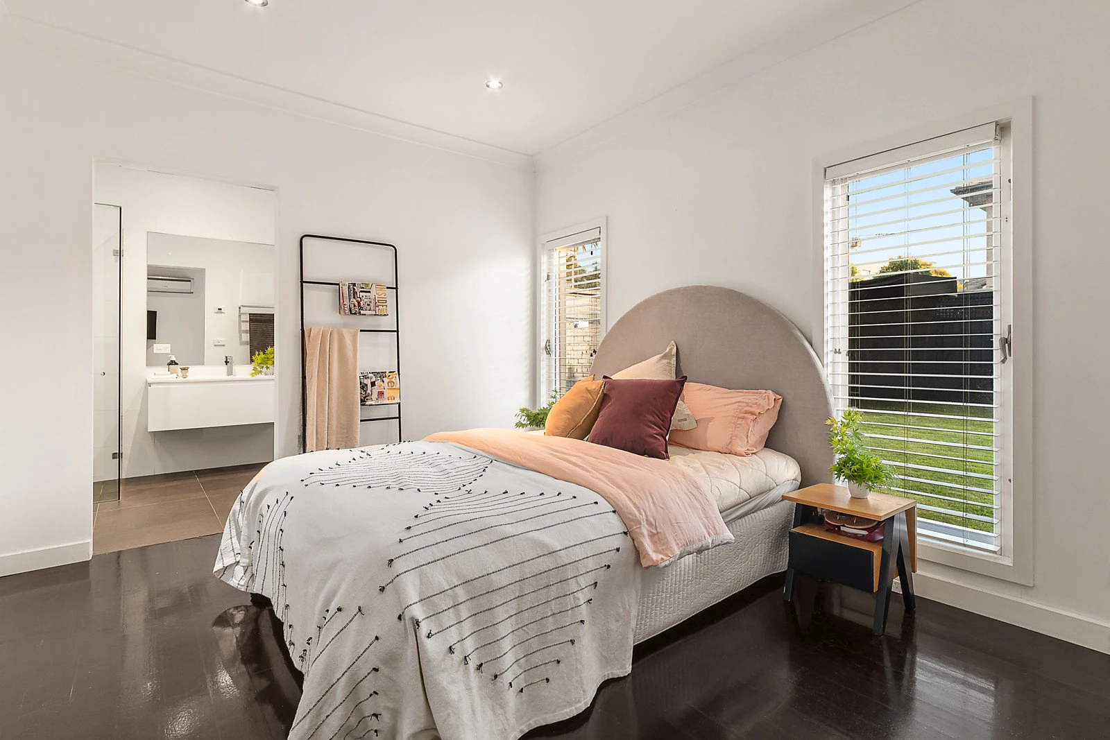 4 Raymond Court, Brighton East, VIC