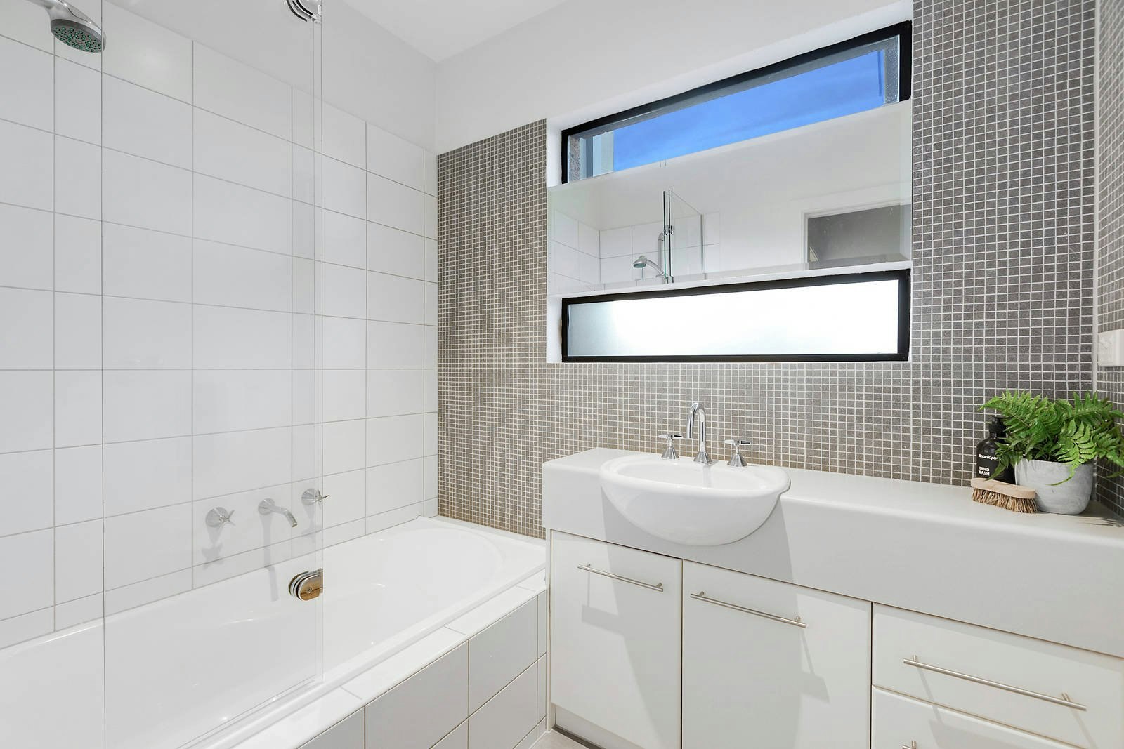 24 Somerset Drive, Mount Martha, VIC