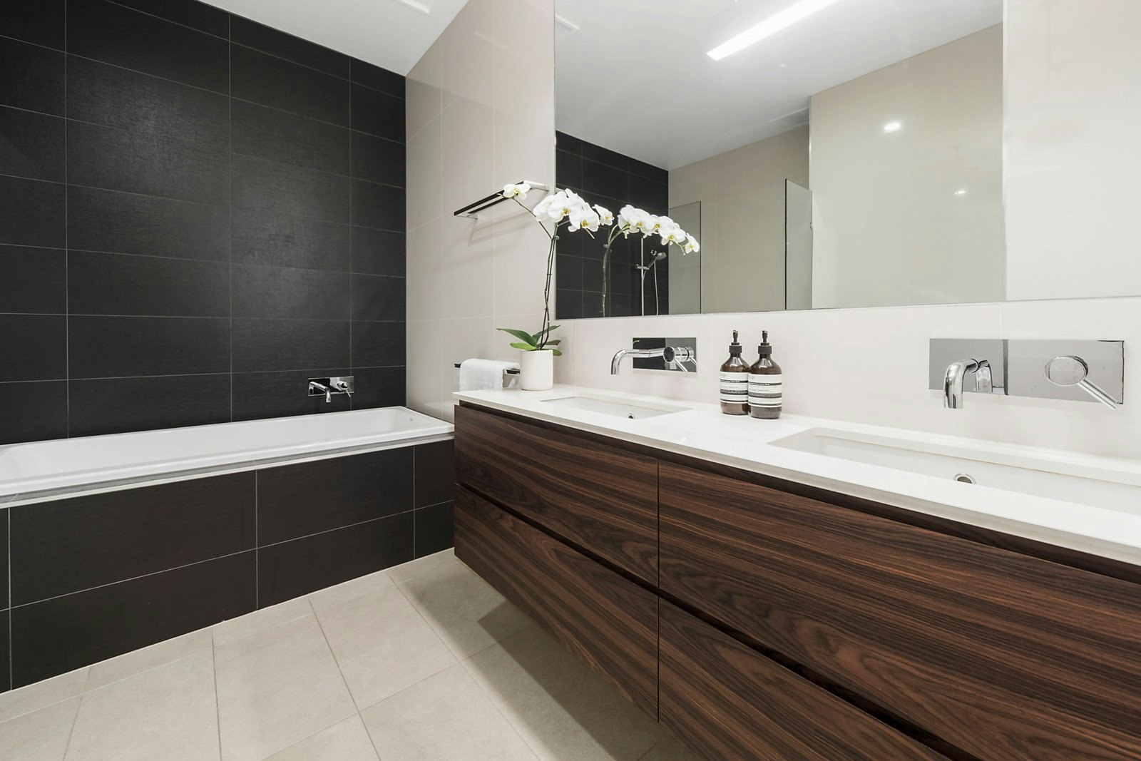 7/17 Tanti Avenue, Mornington, VIC