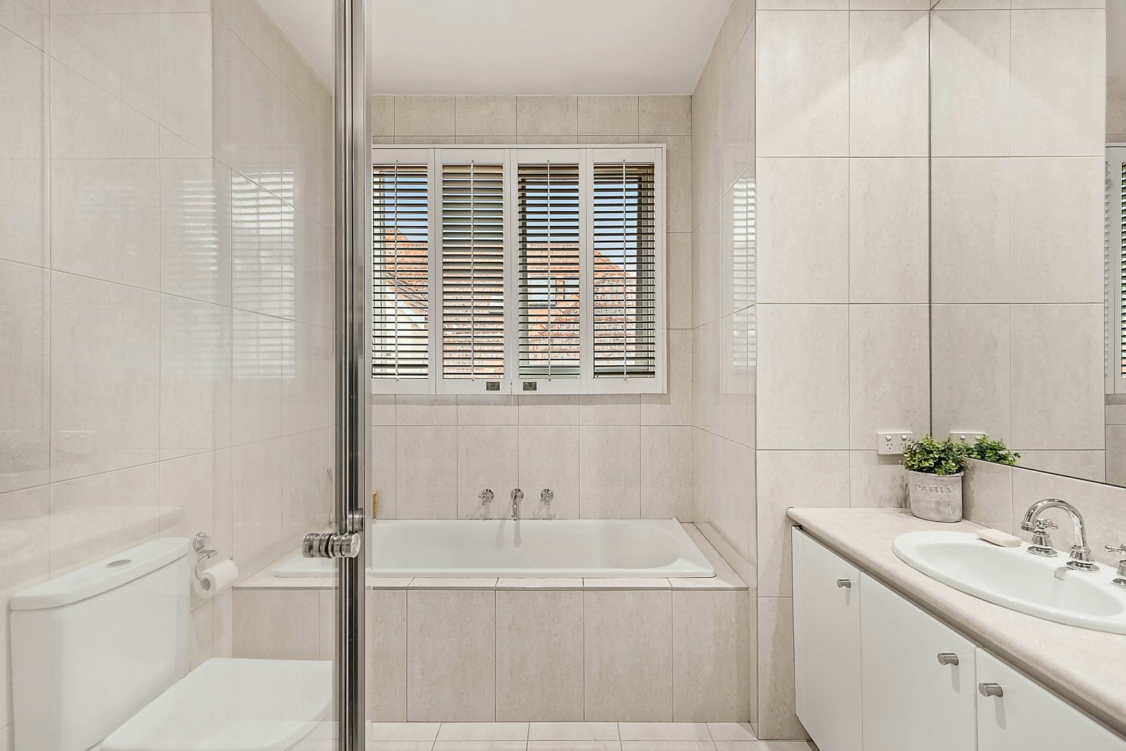 18 Torrington Street, Canterbury, VIC