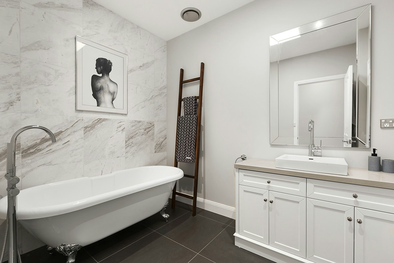 24 Repton Road, Malvern East, VIC