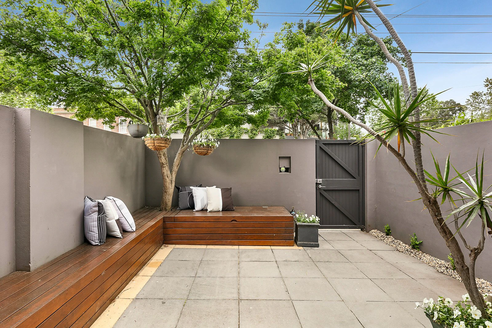 2/53 Cromwell Road, South Yarra, VIC