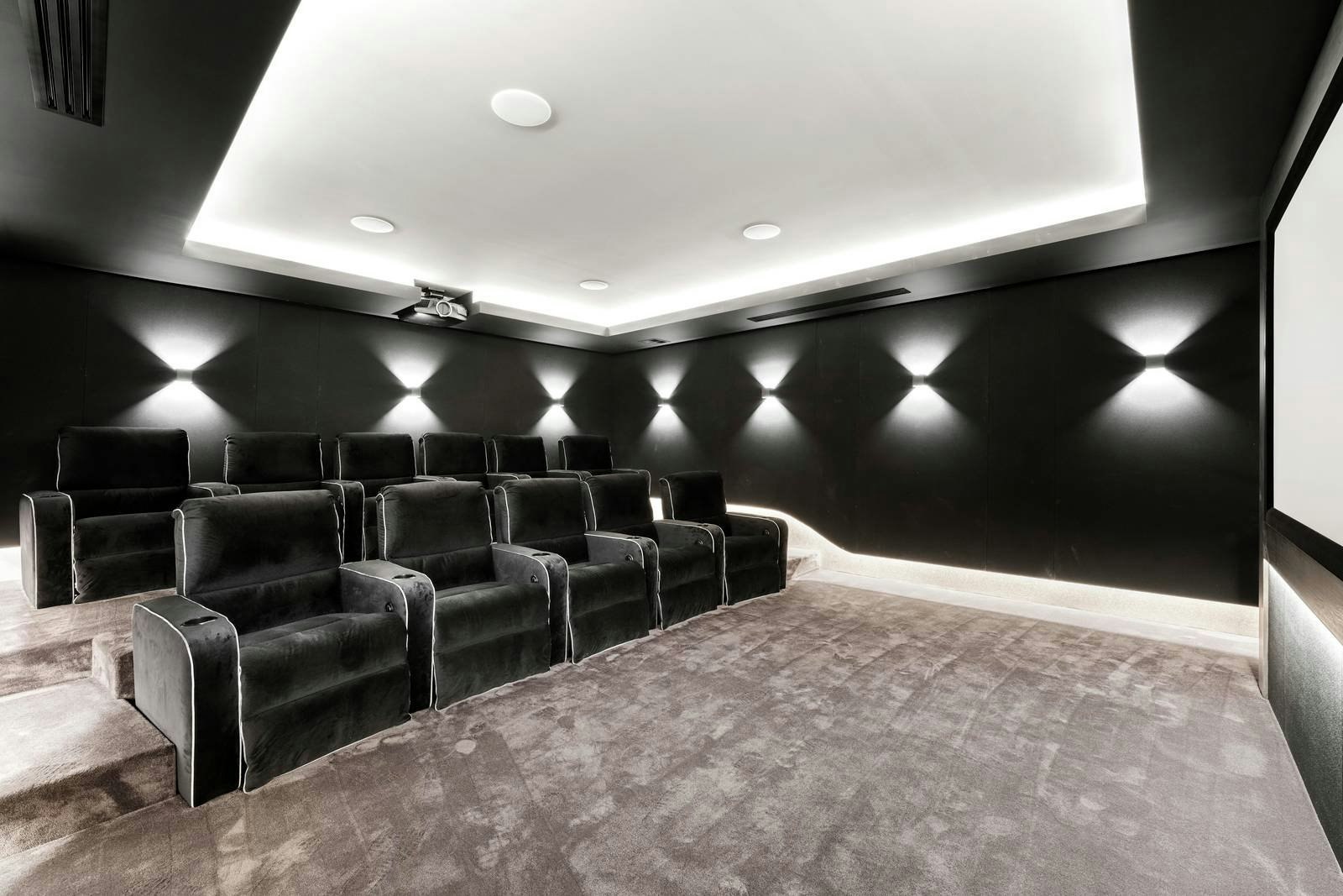 3 Nola Court, Toorak, VIC