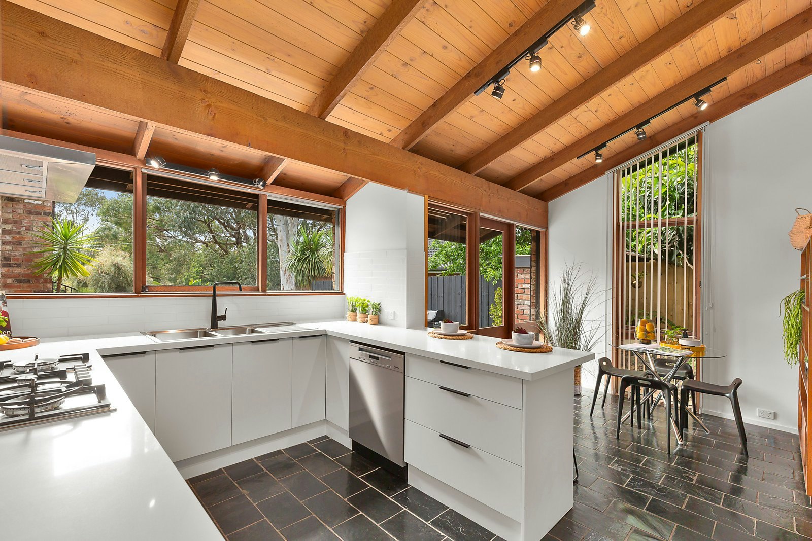 202 Templestowe Road, Templestowe Lower, VIC