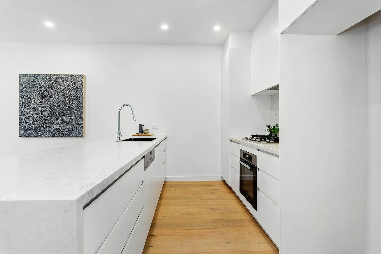 2/44a Banool Road, Surrey Hills, VIC