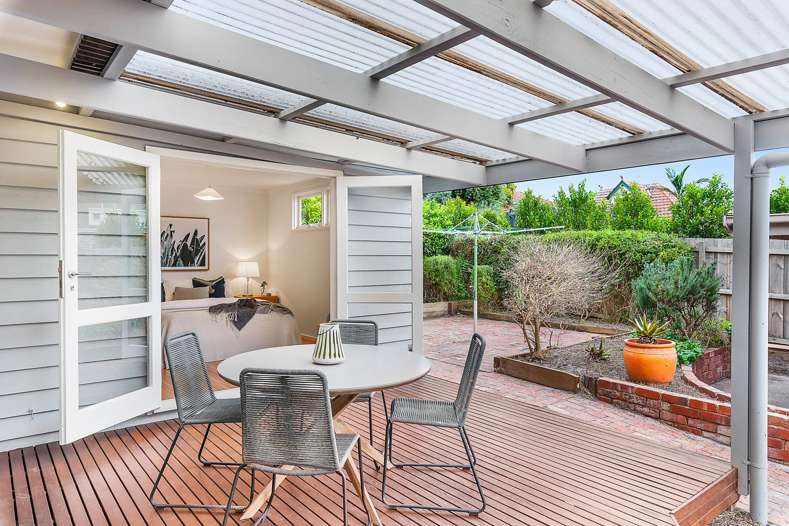 2/75 Wheatley Road, Mckinnon, VIC