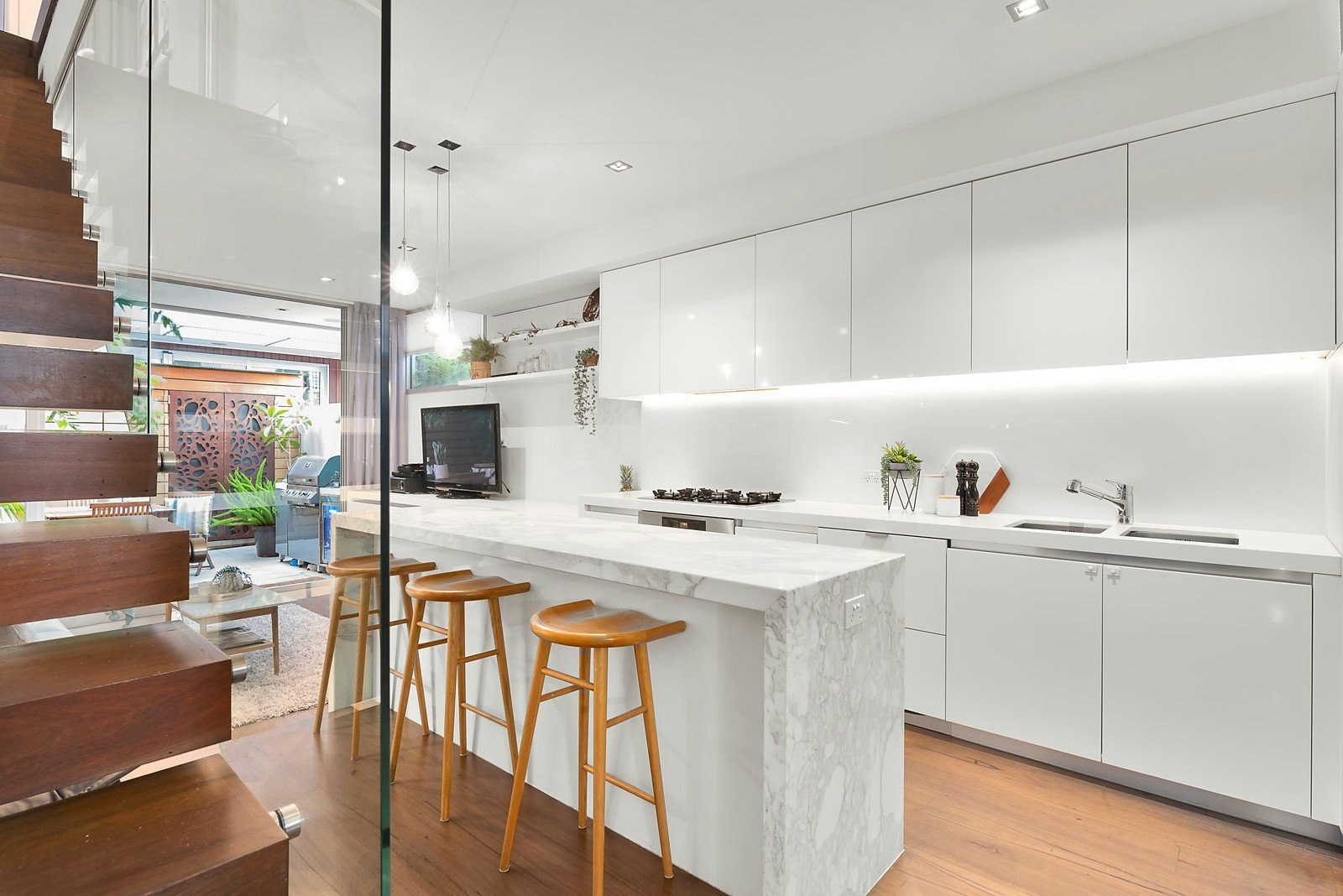 16 Withers Street, Albert Park, VIC