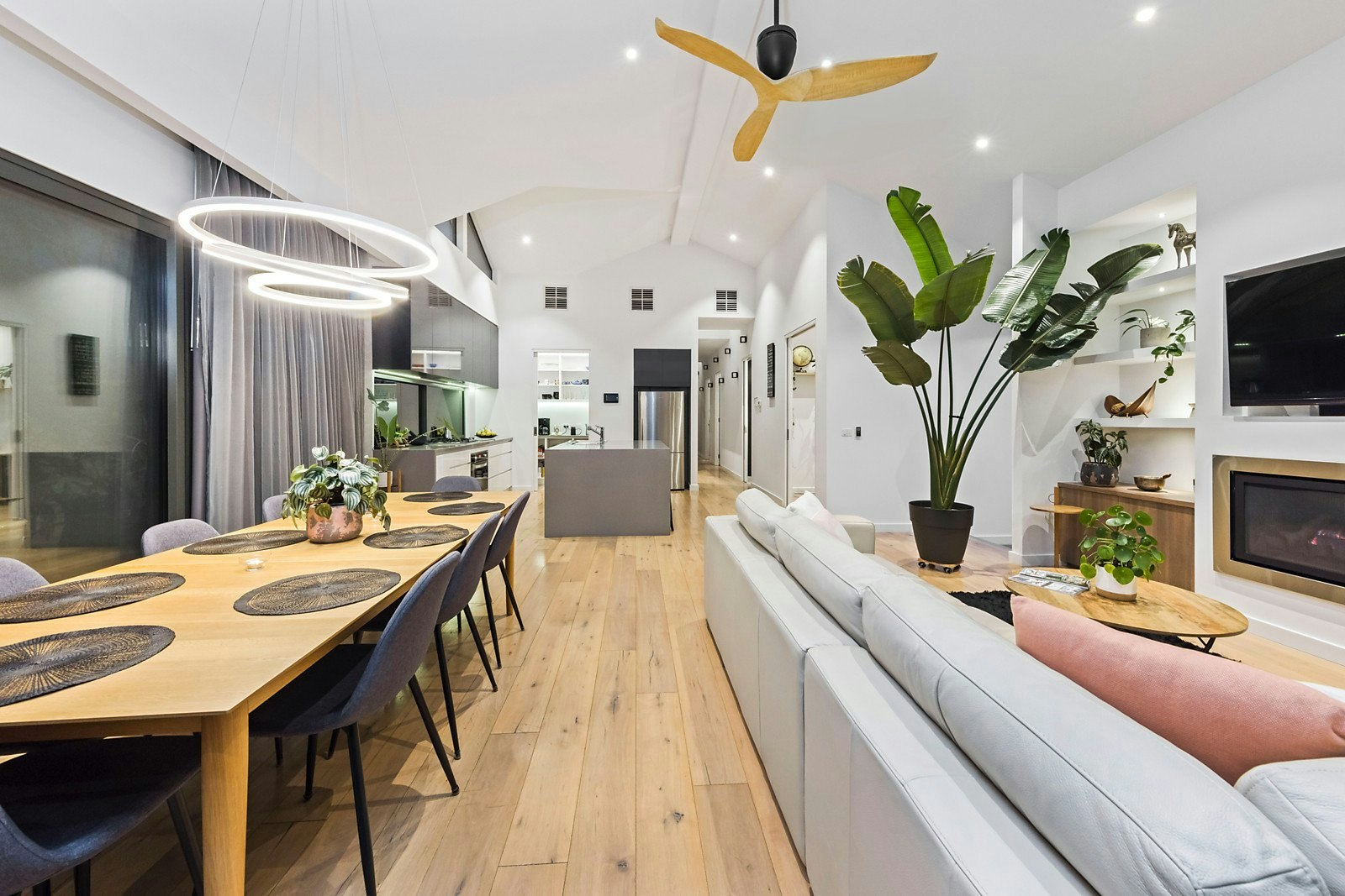 28 Beatty Parade, Mornington, VIC