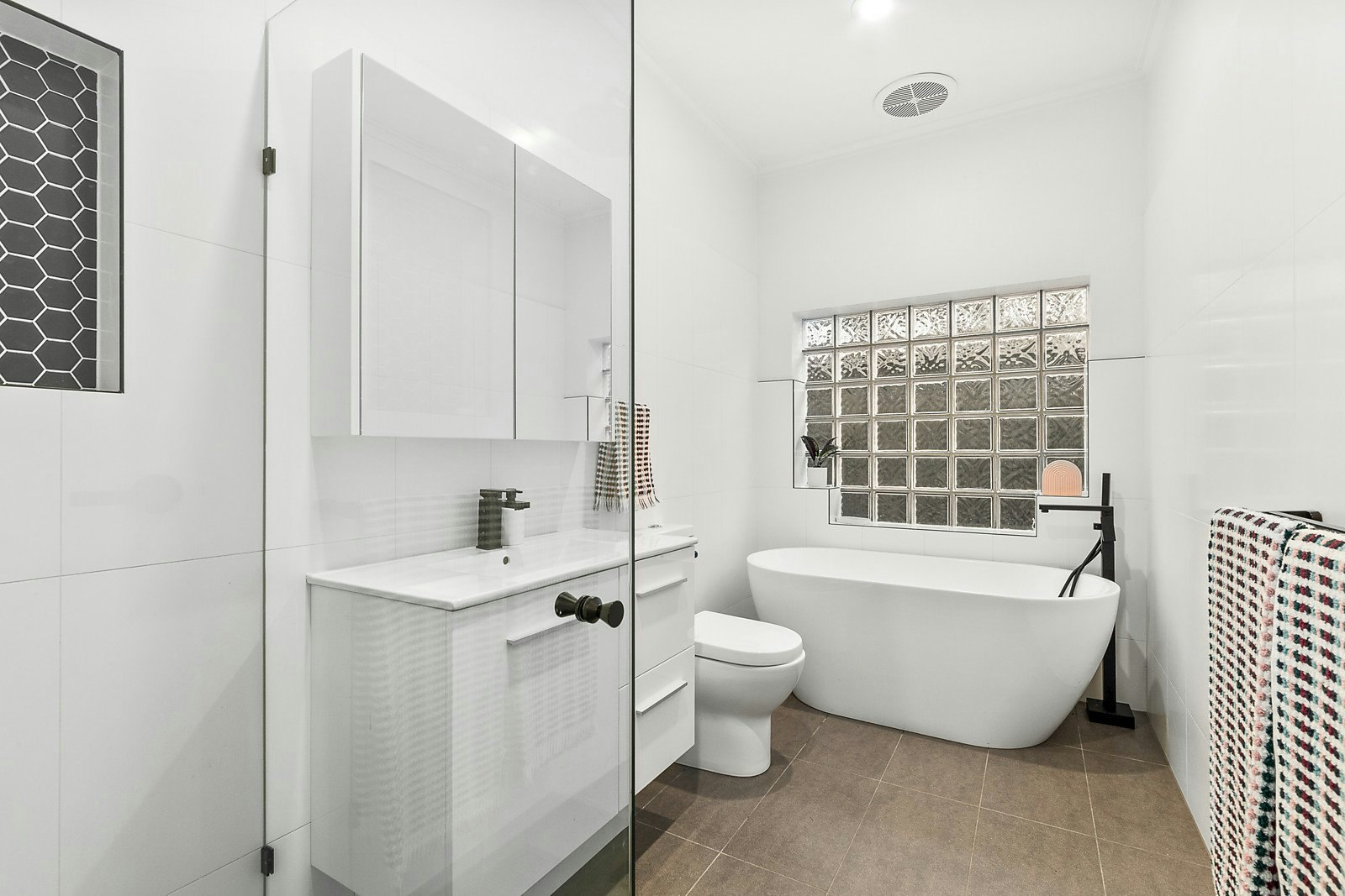 33 Wells Road, Beaumaris, VIC