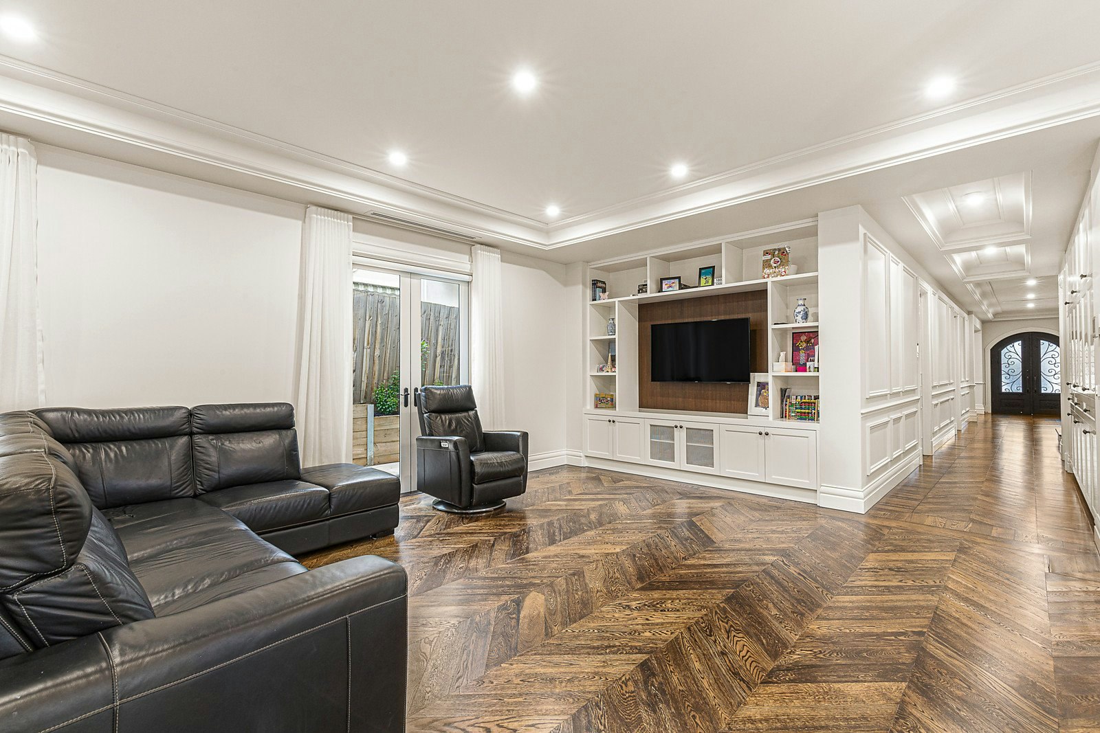 43 Centre Road, Brighton East, VIC