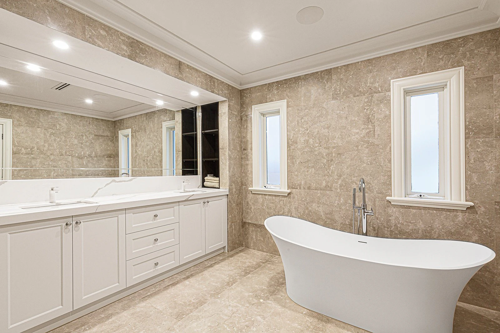 43 Centre Road, Brighton East, VIC