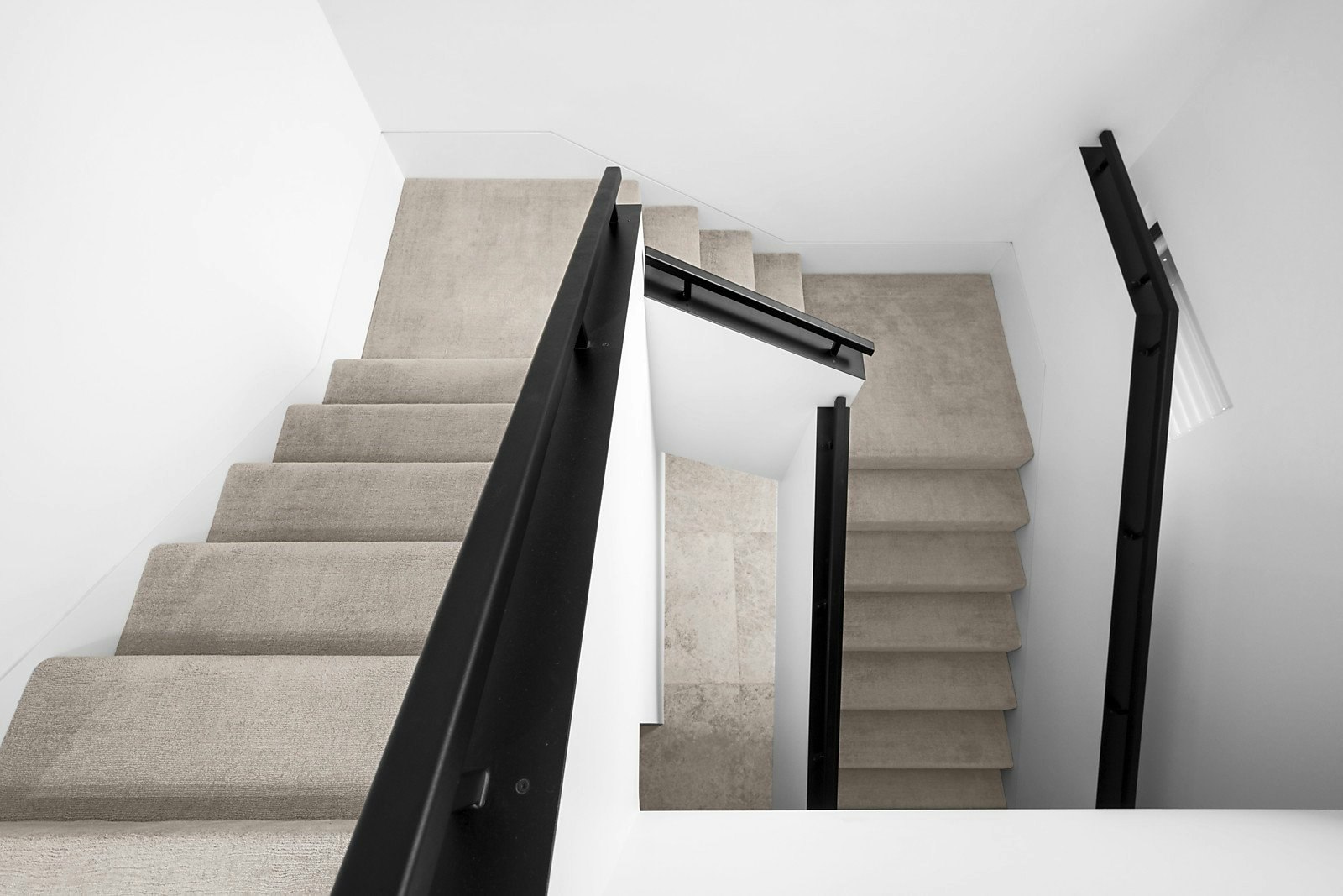 3 Nola Court, Toorak, VIC