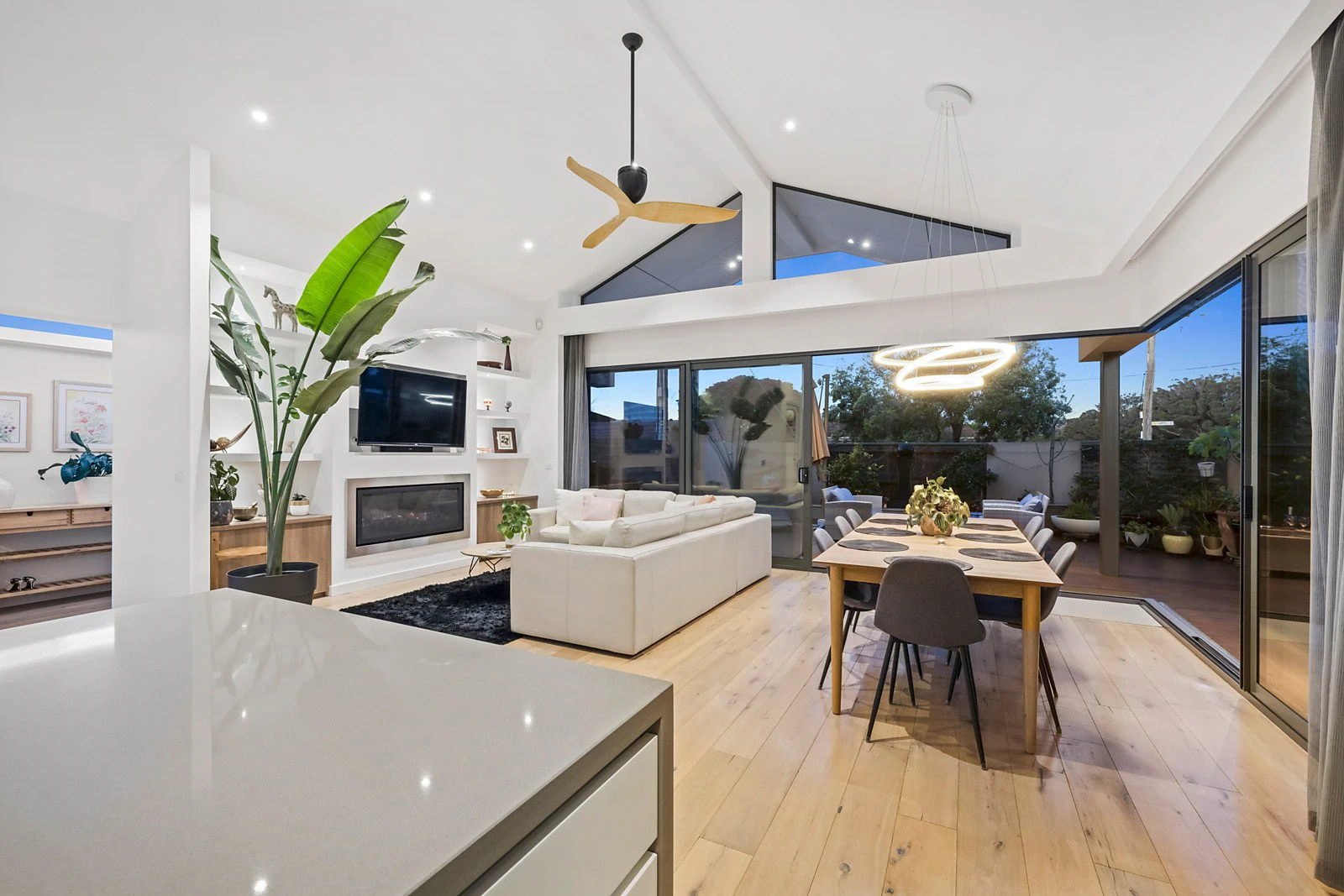 28 Beatty Parade, Mornington, VIC